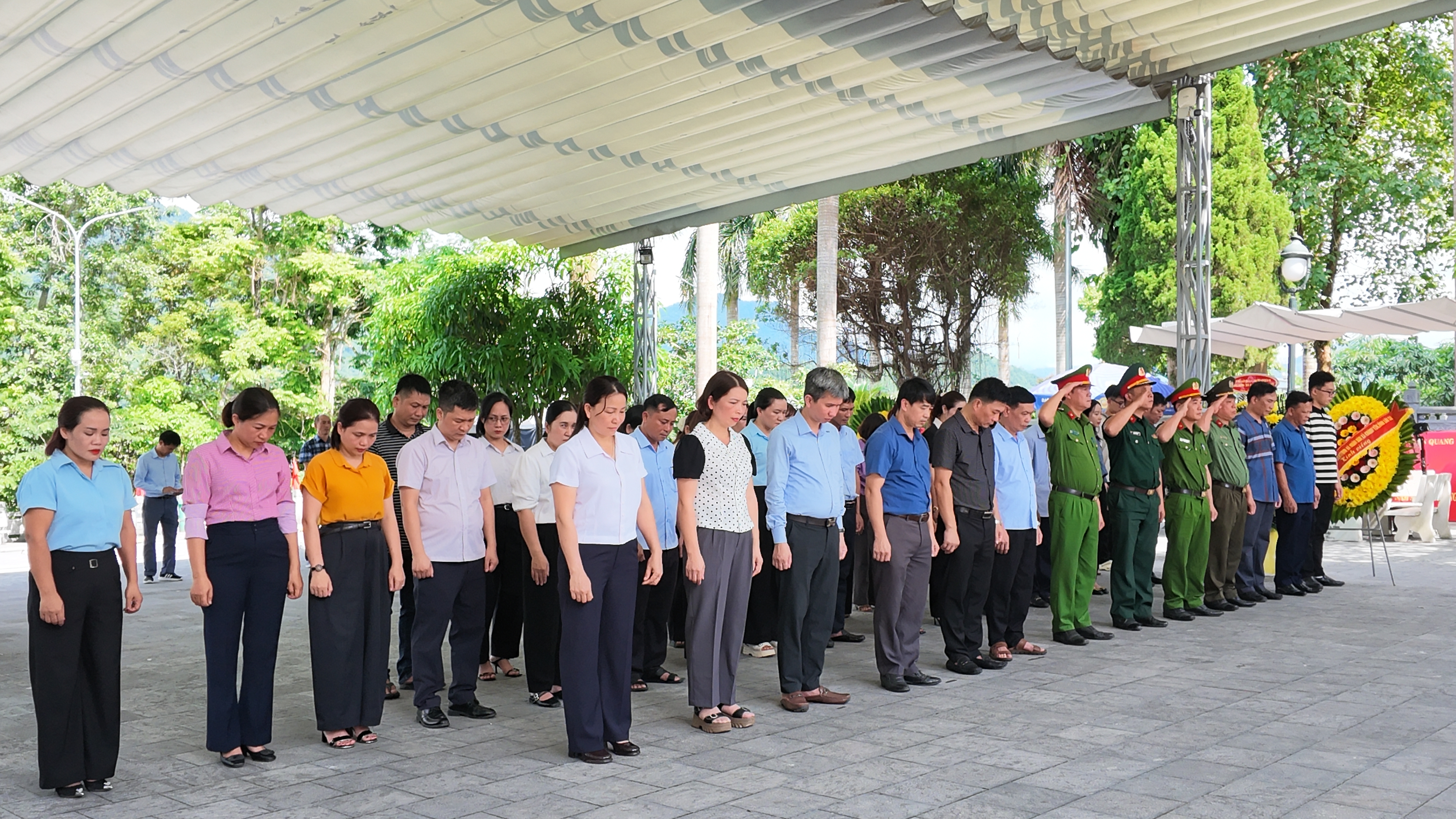 Viếng NT 11.JPG