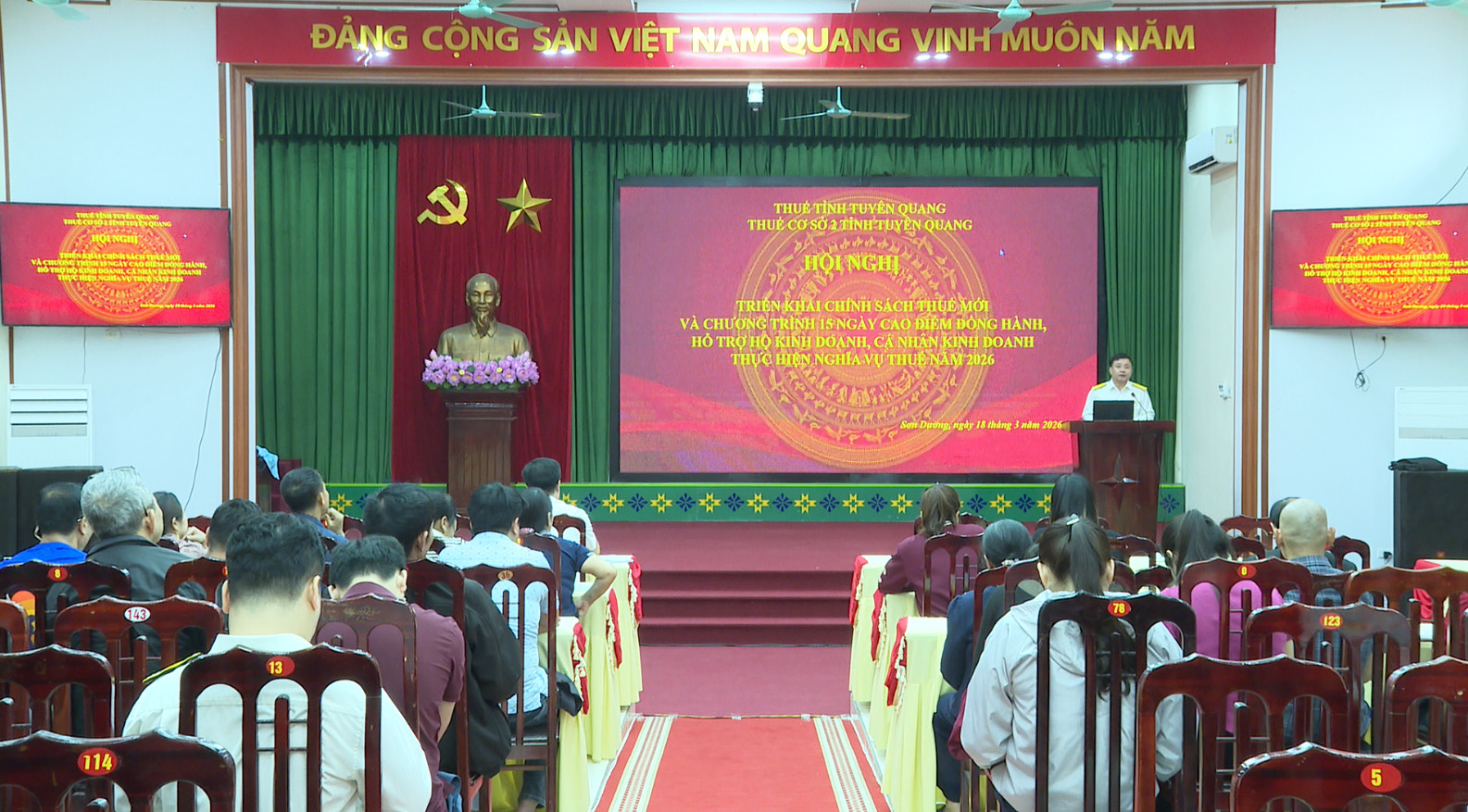 Hội nghị tuyên truyền, hỗ trợ hộ kinh doanh về chính sách thuế mới