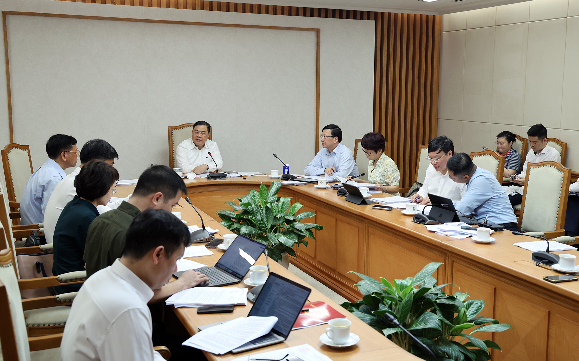 Cắt giảm thủ tục hành chính không phải là nhiệm vụ thực hiện một lần