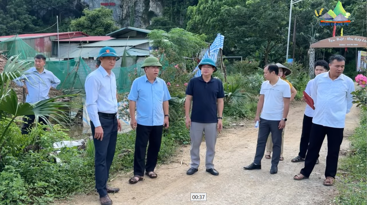 HĐND XÃ XUÂN GIANG GIÁM SÁT THỰC HIỆN NGHỊ QUYẾT SỐ 18/NQ-HĐND