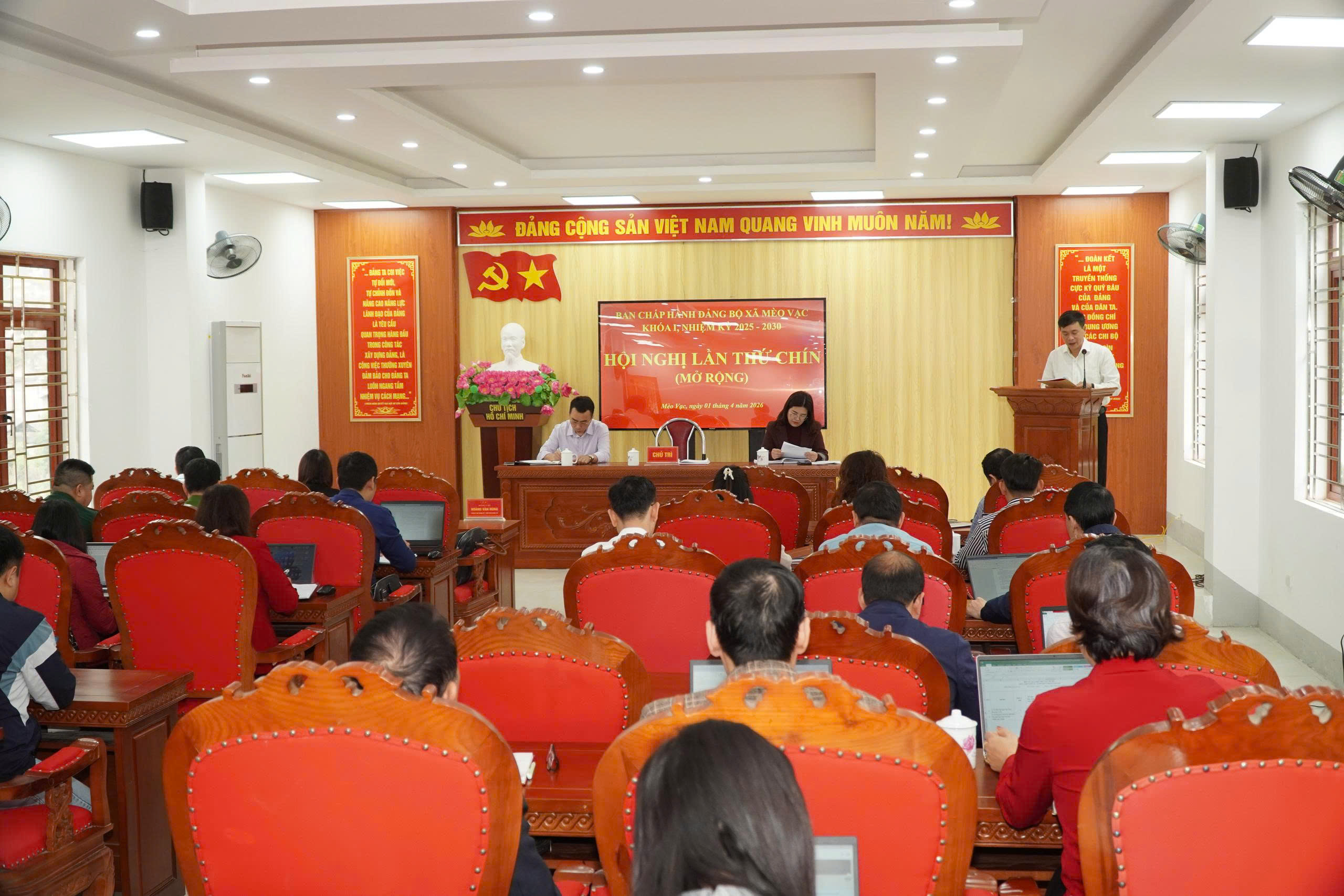 Hội nghị BCH Đảng bộ lần thứ 9 (mở rộng)