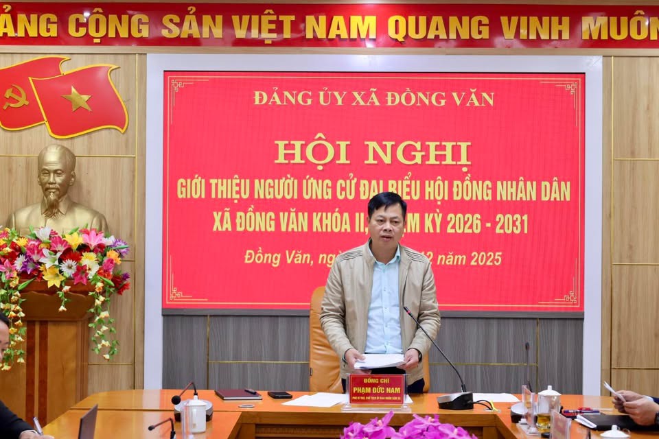 BAN THƯỜNG VỤ ĐẢNG UỶ XÃ ĐỒNG VĂN TỔ CHỨC HỘI NGHỊ GIỚI THIỆU NGƯỜI ỨNG CỬ ĐẠI BIỂU HỘI ĐỒNG NHÂN DÂN XÃ ĐỒNG VĂN KHÓA II, NHIỆM KỲ 2026 - 2031