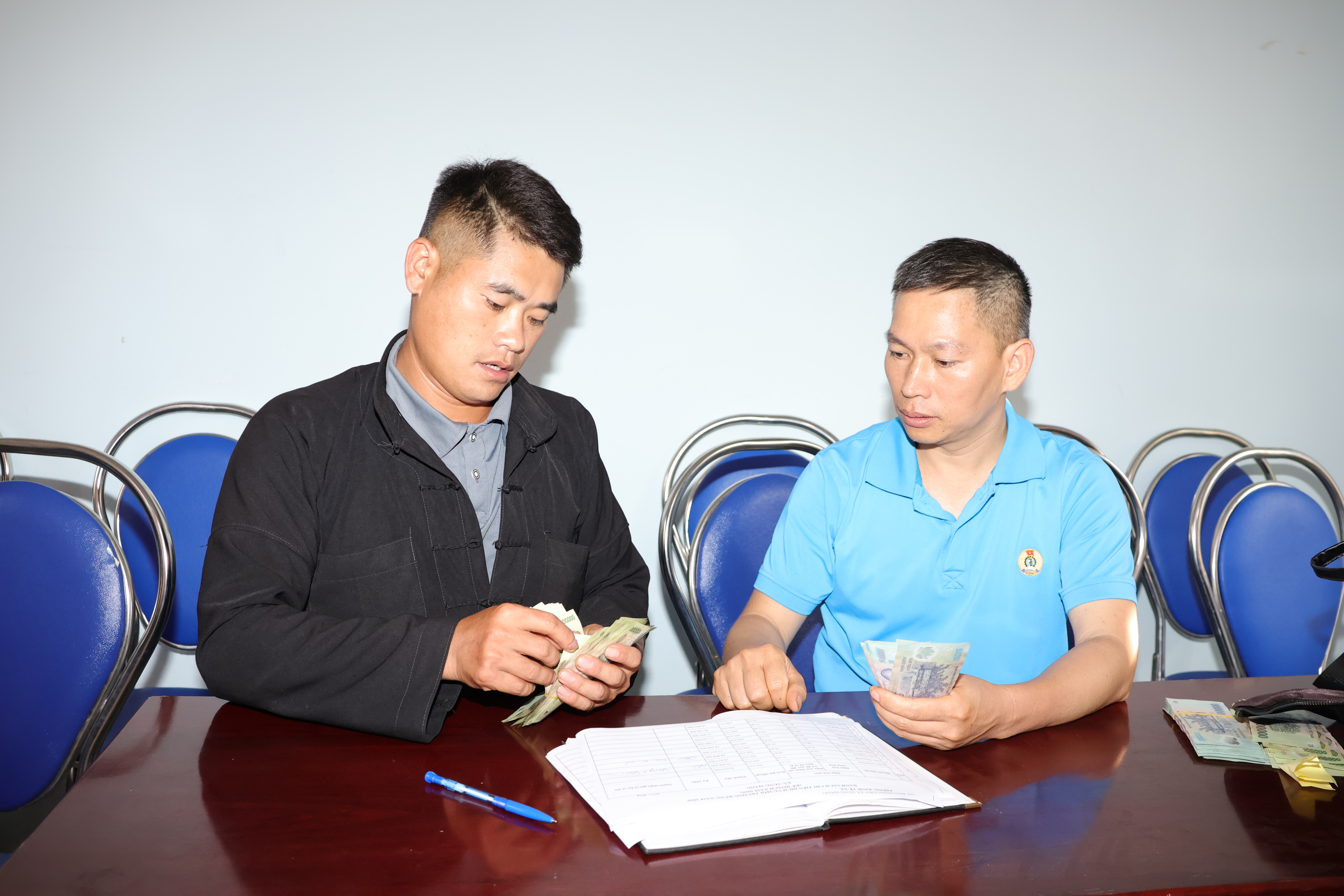 Sủng Máng chi gần 500 triệu đồng tiền dịch vụ môi trường rừng cho 21 thôn