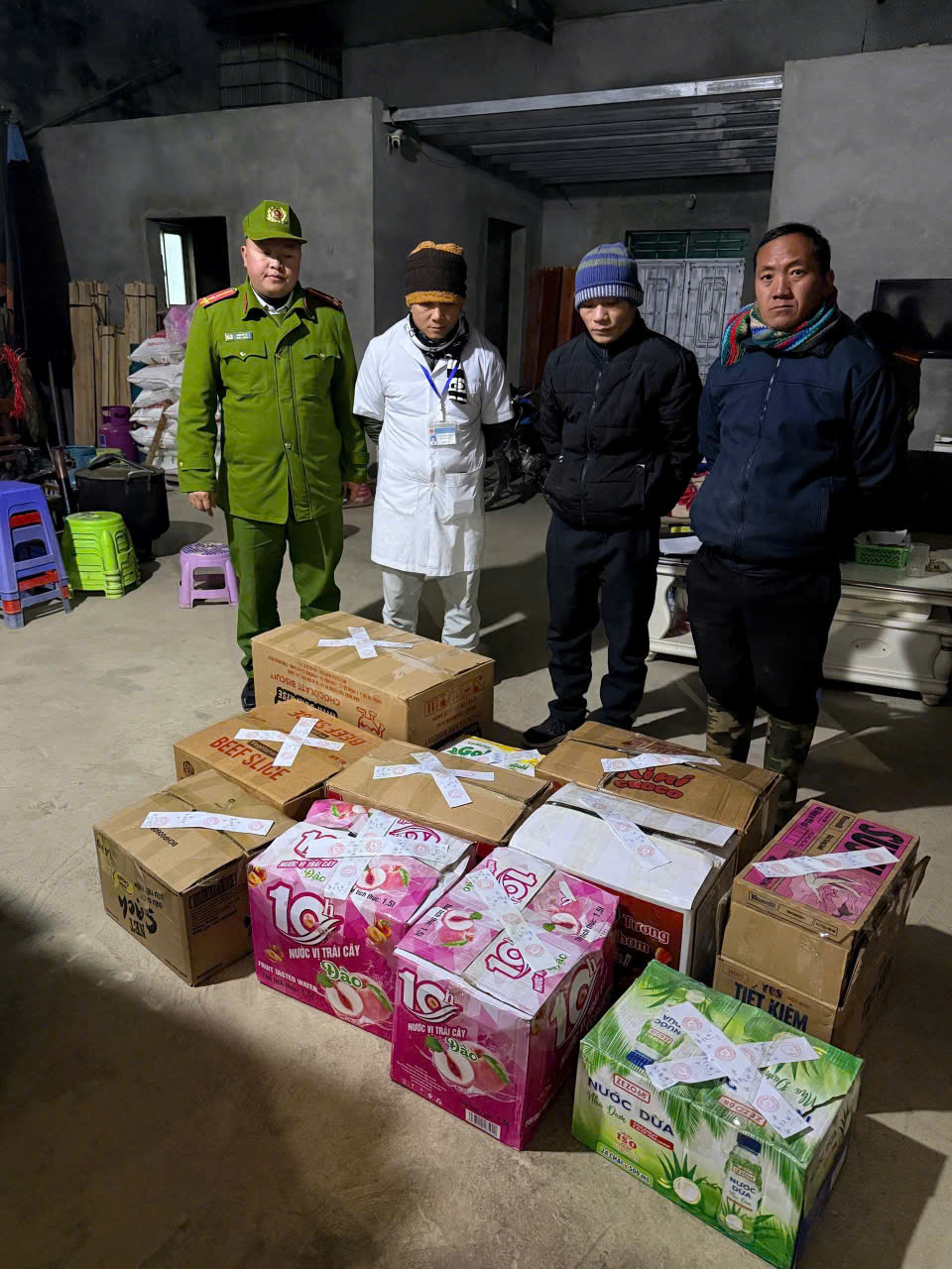 QUYẾT LIỆT ĐẤU TRANH VỚI HÀNG GIẢ, HÀNG KÉM CHẤT LƯỢNG 