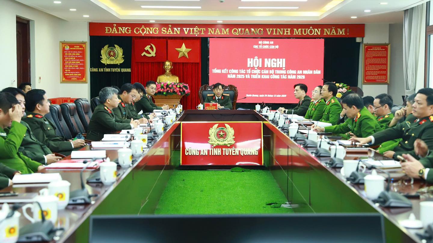 ĐƯA CÔNG TÁC CÁN BỘ TRỞ THÀNH ĐÒN BẨY THỰC HIỆN THẮNG LỢI NHIỆM VỤ CÔNG TÁC CÔNG AN TRONG GIAI ĐOẠN MỚI