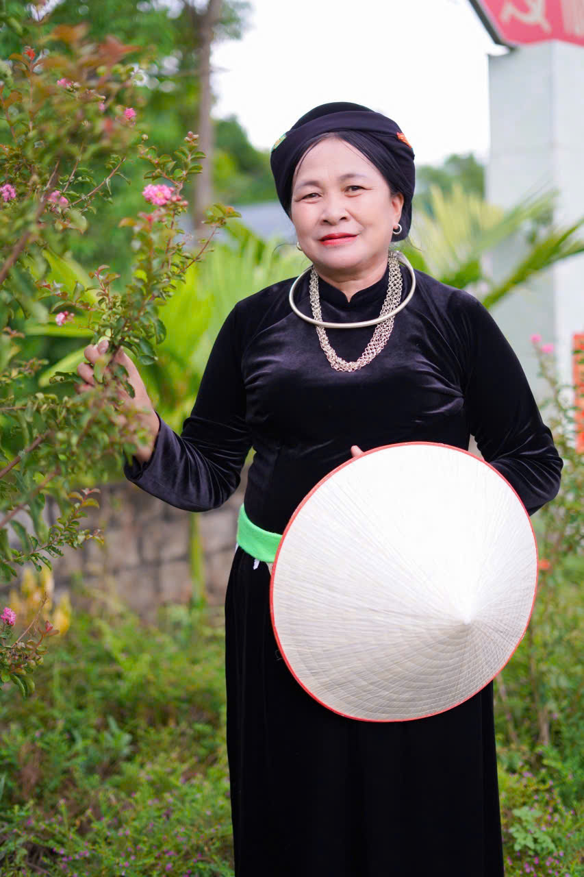 Chuyện về nữ Bí thư Chi bộ người Tày – Học tập và làm theo tấm gương của Bác