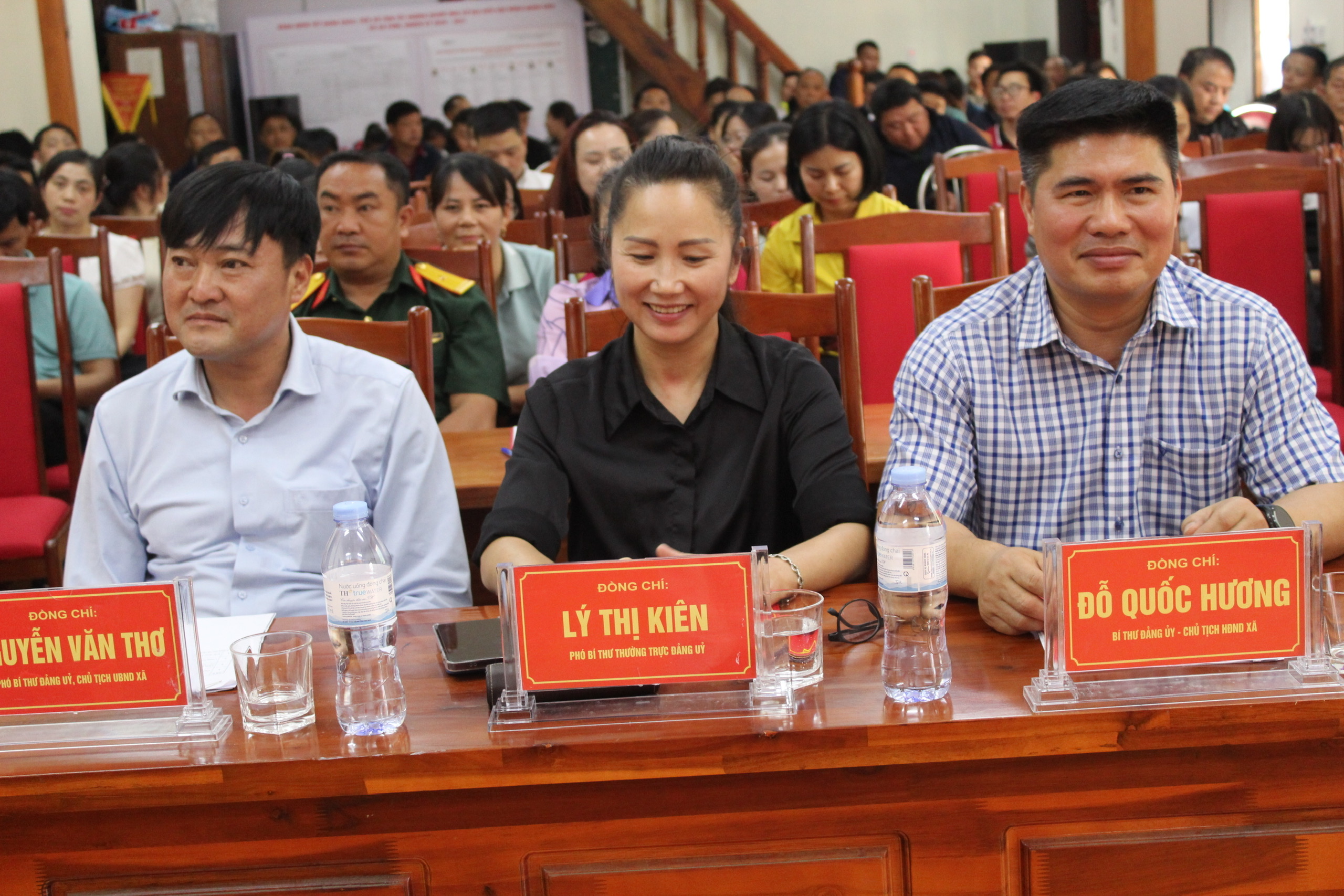 KHI CƠ QUAN LÀ NHÀ, ĐỒNG NGHIỆP VÀ NHÂN DÂN LÀ NGƯỜI THÂN