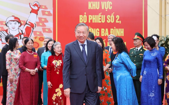 Chùm ảnh: Các đồng chí lãnh đạo Đảng, Nhà nước thực hiện quyền cử tri