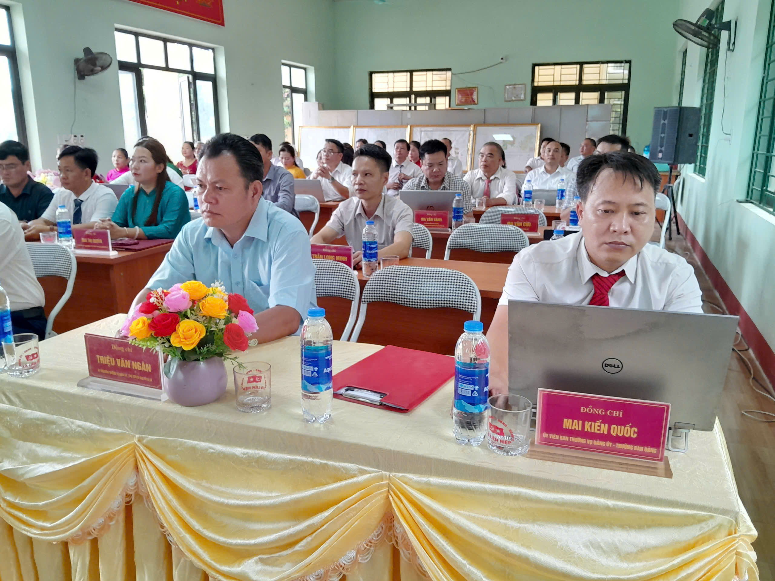 2aOboQsocpUT8GNZPoY2kWL6RwIuC49DofQYzWU4.jpg