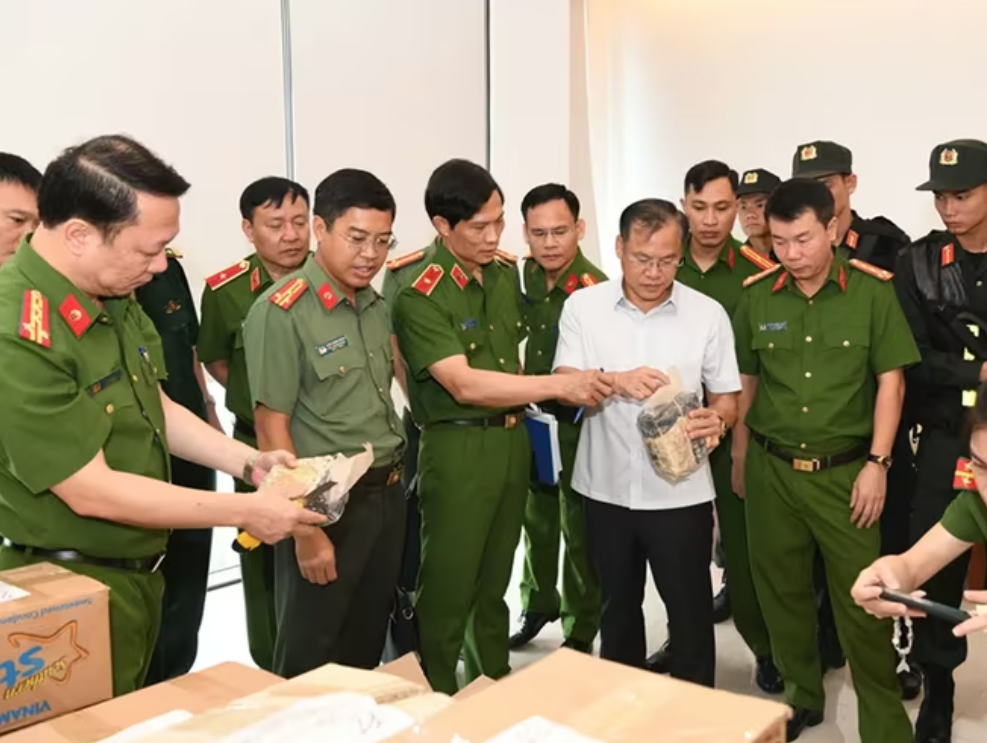 LUẬT PHÒNG, CHỐNG MA TÚY NĂM 2025 CHUYỂN ĐỔI TRẠNG THÁI CÔNG TÁC QUẢN LÝ NGƯỜI NGHIỆN, NGƯỜI SAU CAI NGHIỆN MA TÚY TỪ "TRUYỀN THỐNG" SANG "HIỆN ĐẠI"