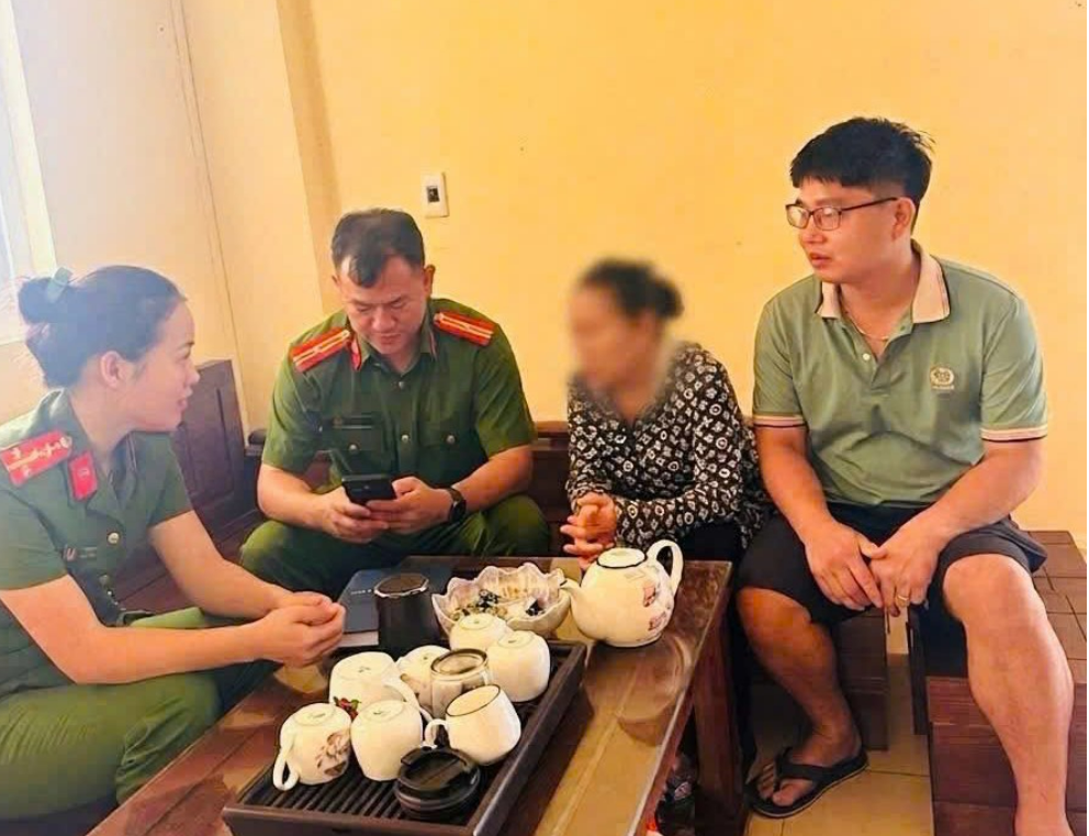 TÀI XẾ TAXI NHANH TRÍ PHỐI HỢP VỚI CÔNG AN NGĂN CHẶN KỊP THỜI VỤ LỪA ĐẢO