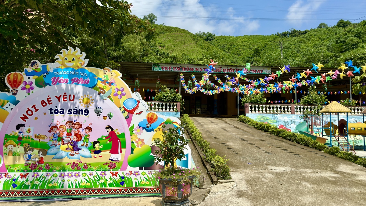 KIỂM TRA, RÀ SOÁT CƠ SỞ VẬT CHẤT CÁC TRƯỜNG HỌC TRÊN ĐỊA BÀN XÃ YÊN PHÚ, SẴN SÀNG CHO NĂM HỌC 2026 - 2027