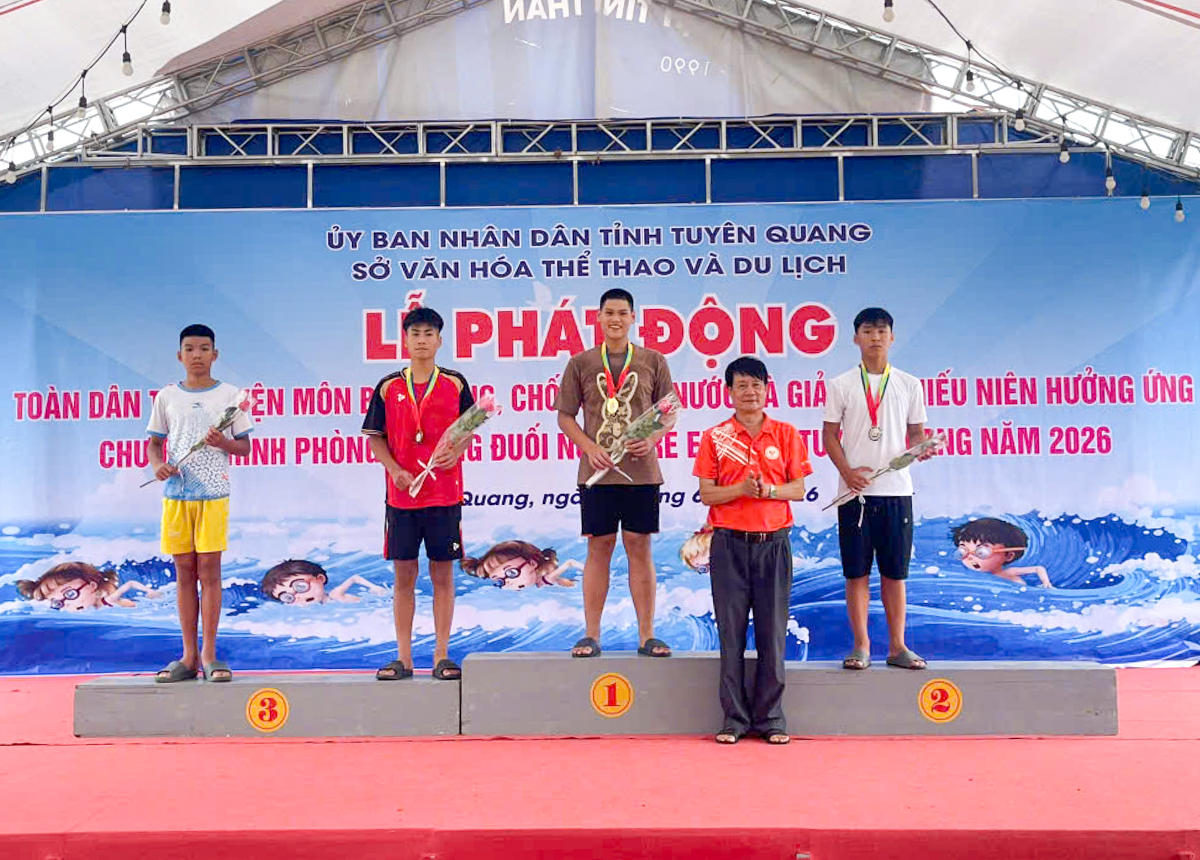 Đoàn vận động viên xã Hàm Yên đạt thành tích cao tại Lễ phát động toàn dân tập luyện môn bơi phòng, chống đuối nước năm 2026