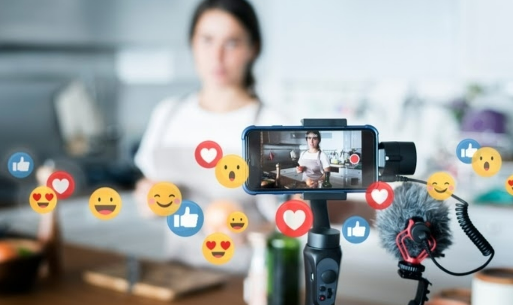 LIVESTREAM BÁN HÀNG: KHOẢNG TRỐNG PHÁP LÝ DẦN ĐƯỢC KHÉP KÍN, DOANH NGHIỆP VÀ HỘ KINH DOANH CẦN CHỦ ĐỘNG TUÂN THỦ PHÁP LUẬT