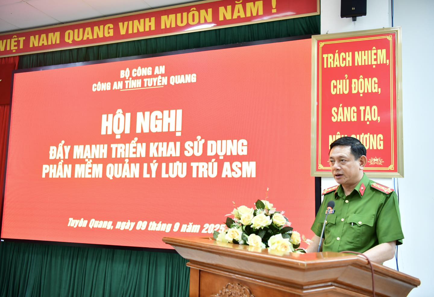 ĐẨY MẠNH TRIỂN KHAI SỬ DỤNG PHẦN MỀM QUẢN LÝ LƯU TRÚ ASM