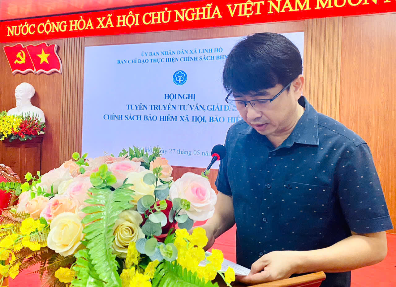 A2 đồng ch&iacute; L&yacute; Quốc Hưng Ph&oacute; Chủ tịch UBND x&atilde; ph&aacute;t biểu tại Hội nghị.jpg