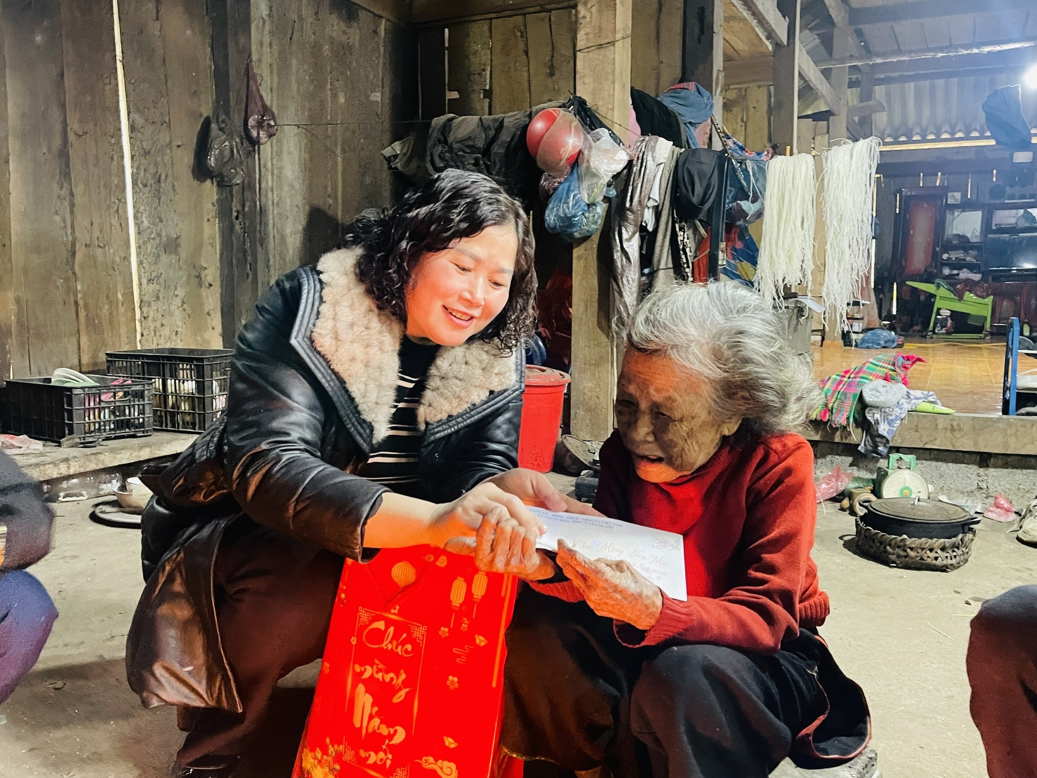 Thuận Hòa chăm lo Tết cho người nghèo và các đối tượng chính sách