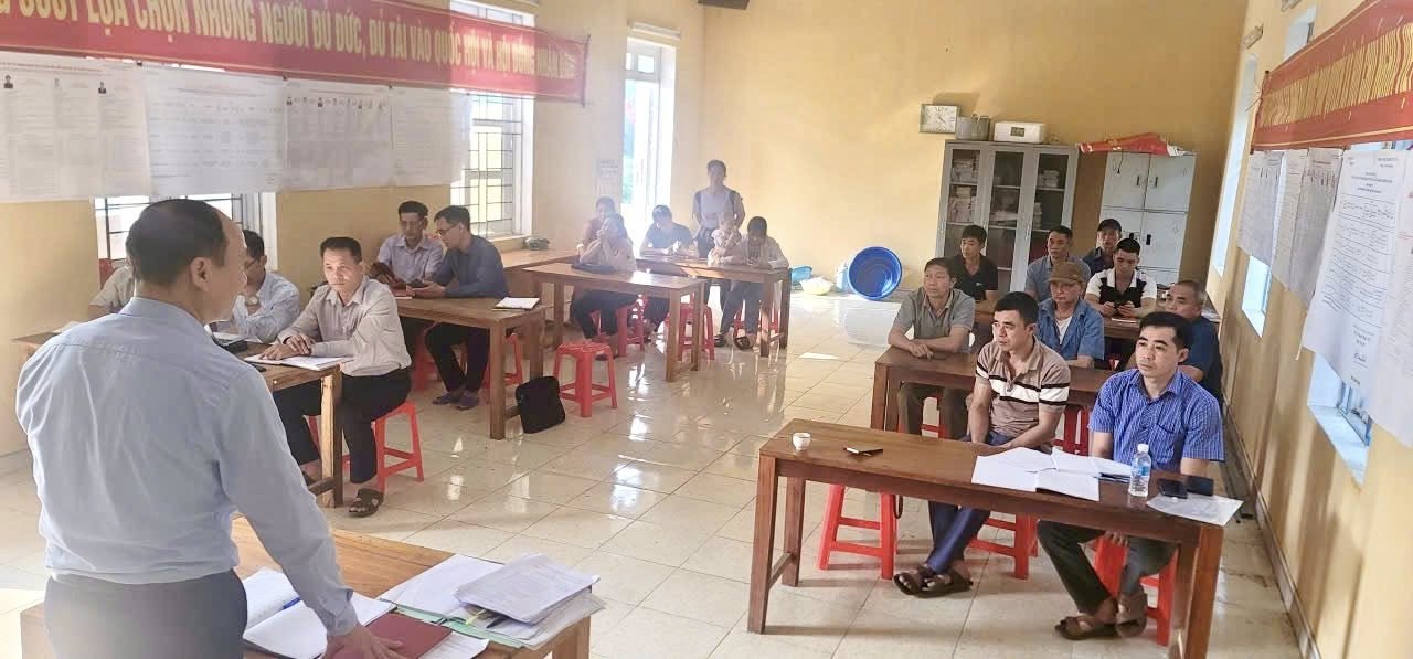 Khau Tàm thống nhất phương án phát triển vùng trồng mận, dưa hấu