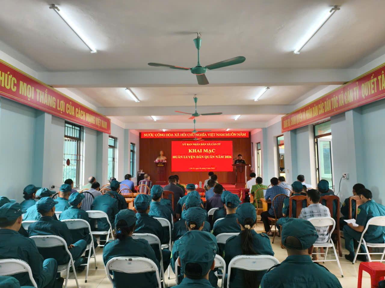 UỶ BAN NHÂN DÂN XÃ CÁN TỶ TỔ CHỨC KHAI MẠC HUẤN LUYỆN DÂN QUÂN NĂM 2026