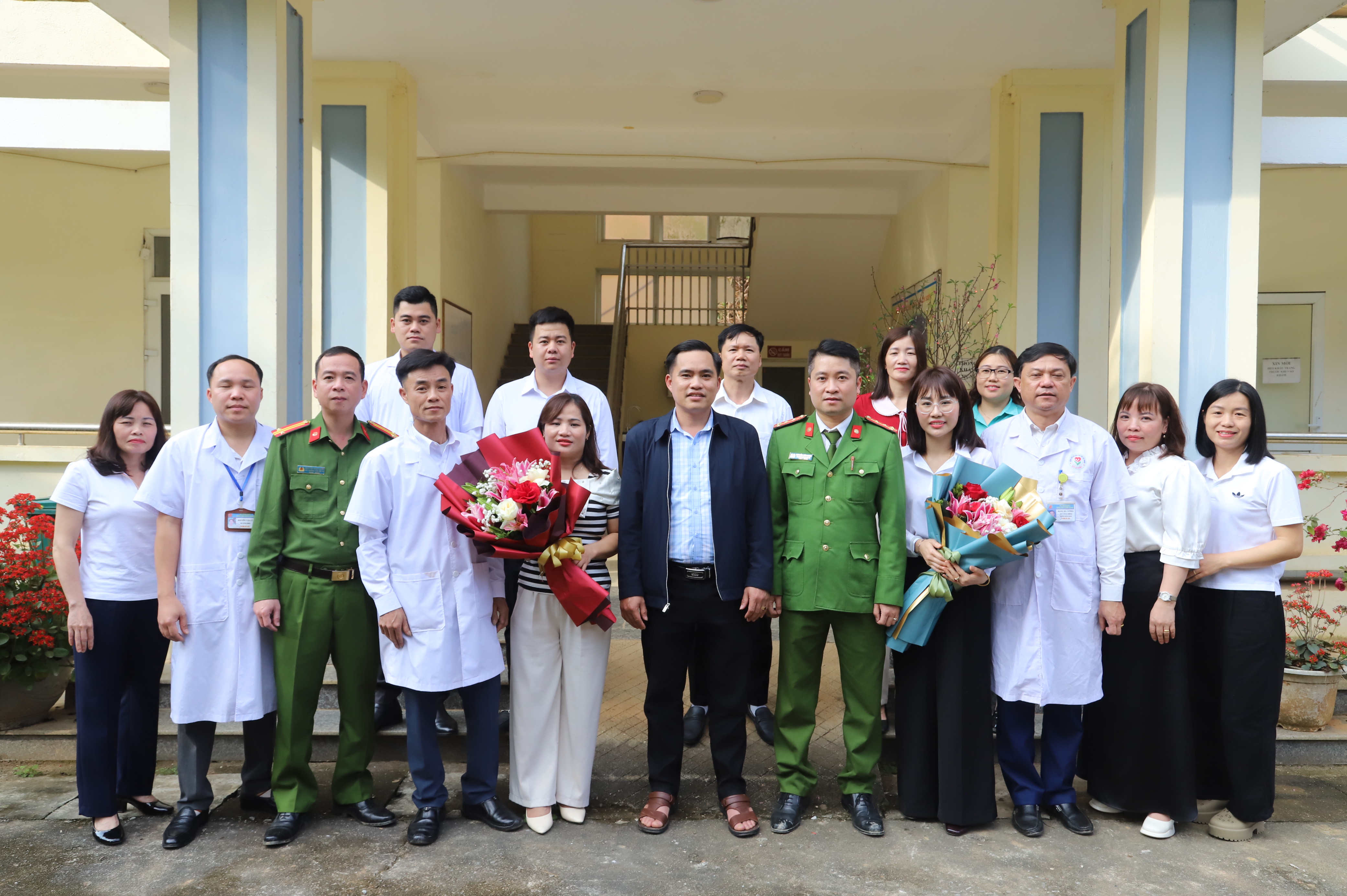 Lãnh đạo xã Liên Hiệp thăm và chúc mừng ngành y tế nhân kỷ niệm 71 năm Ngày Thầy thuốc Việt Nam (27/2/1955 - 27/2/2026)