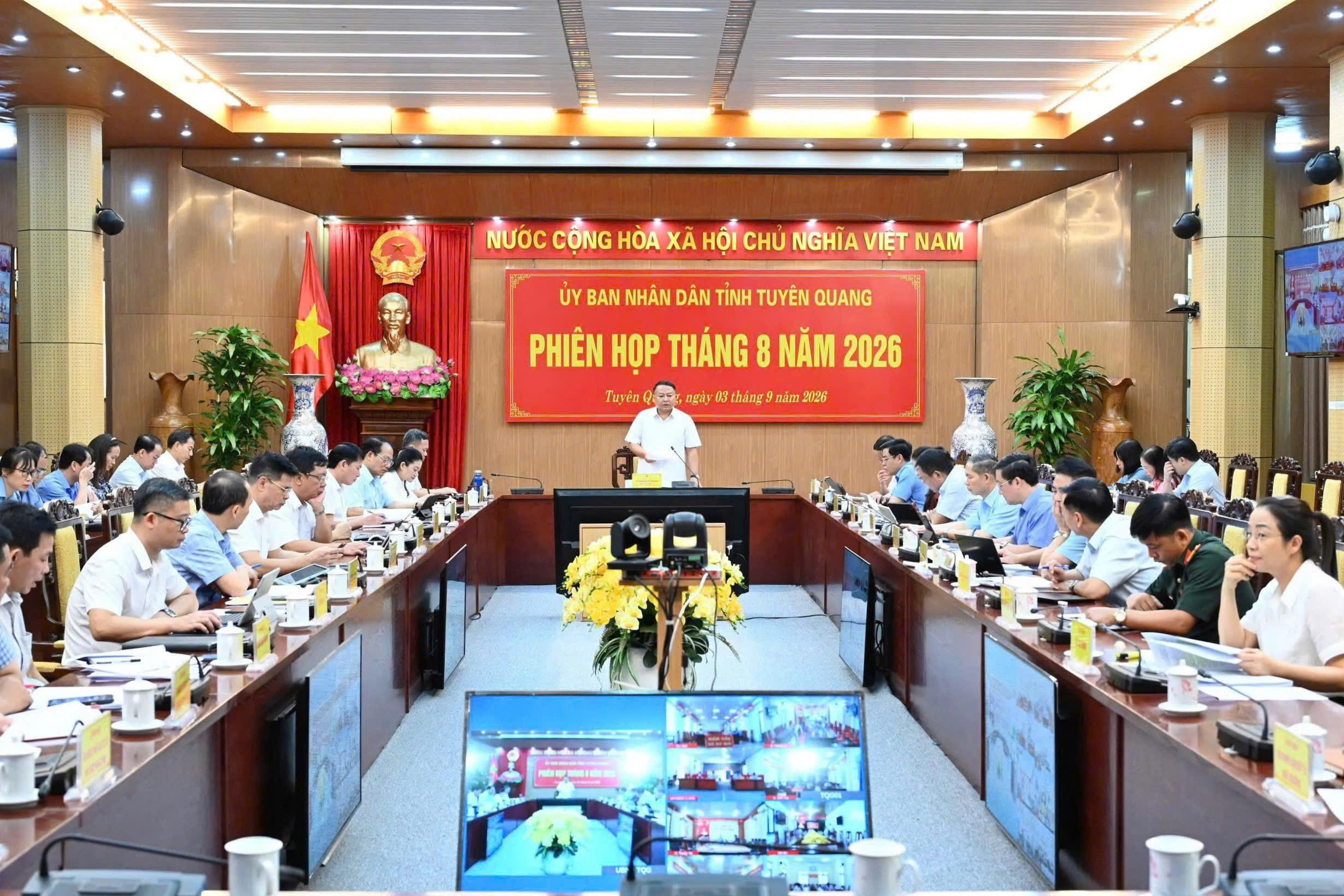 UBND tỉnh họp phiên thường kỳ tháng 8/2026