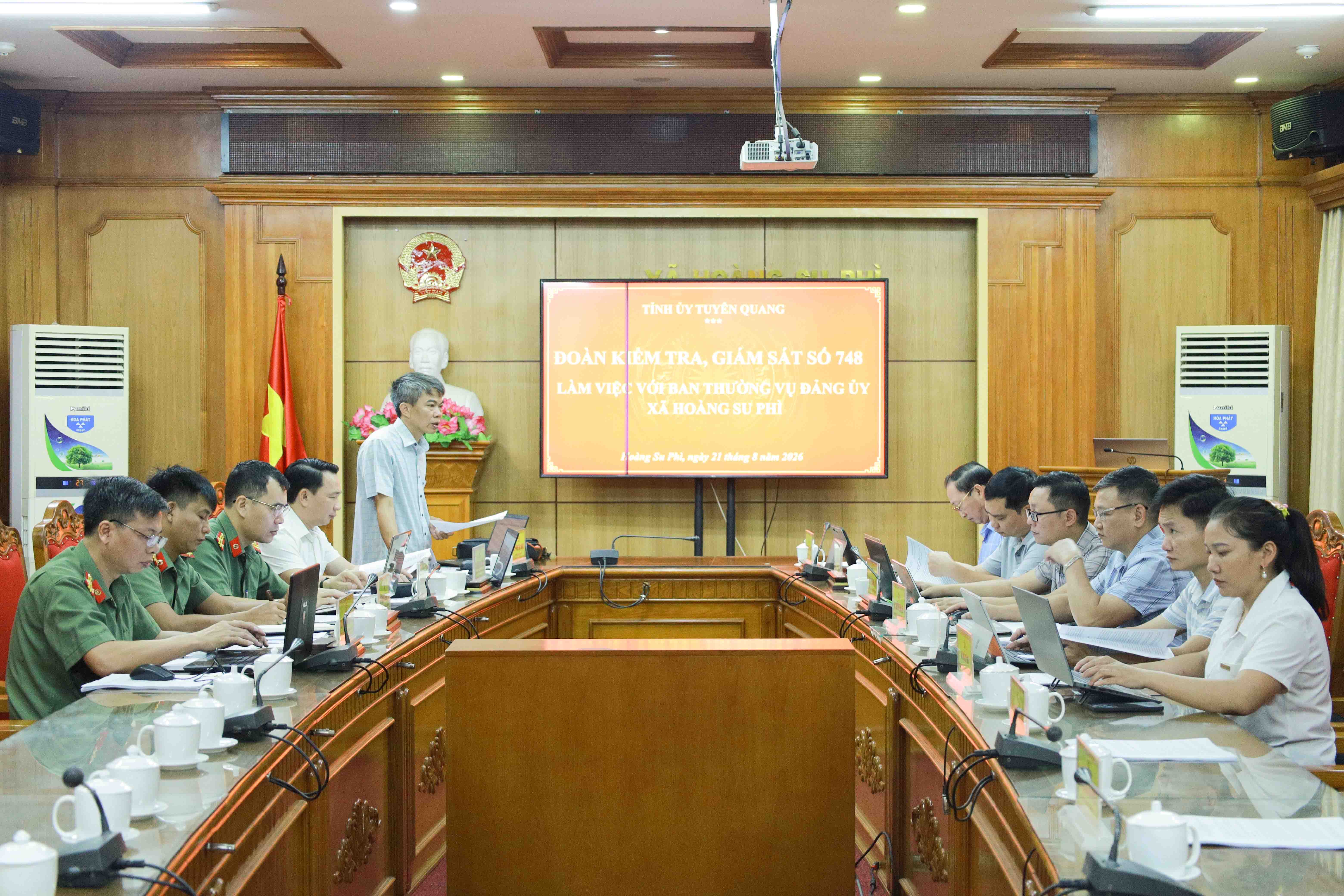 Đoàn kiểm tra, giám sát số 748 của Ban Thường vụ Tỉnh ủy làm việc với Ban Thường vụ Đảng ủy xã Hoàng Su Phì