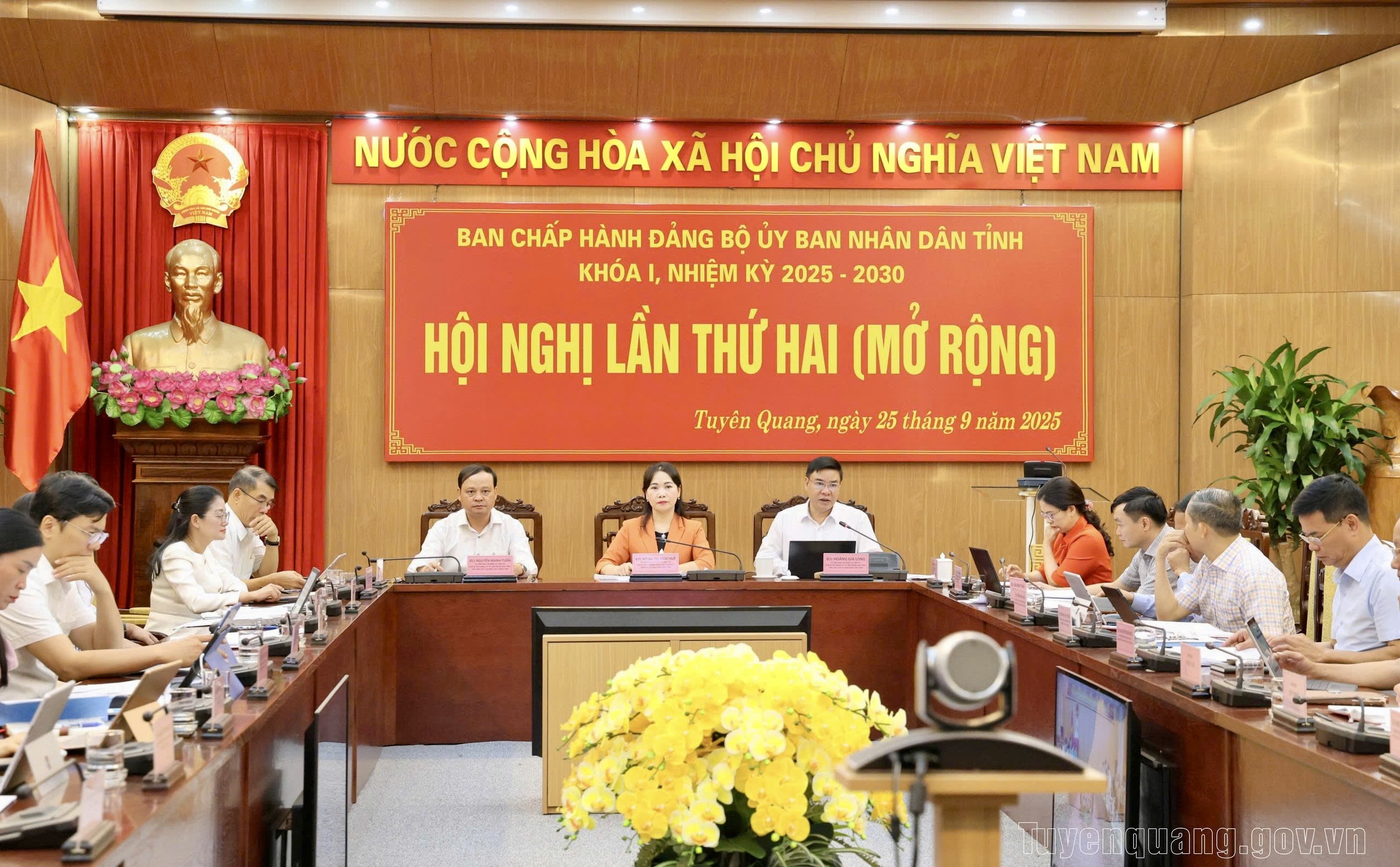 Hội nghị Ban Chấp hành Đảng bộ UBND tỉnh lần thứ hai (mở rộng)  
