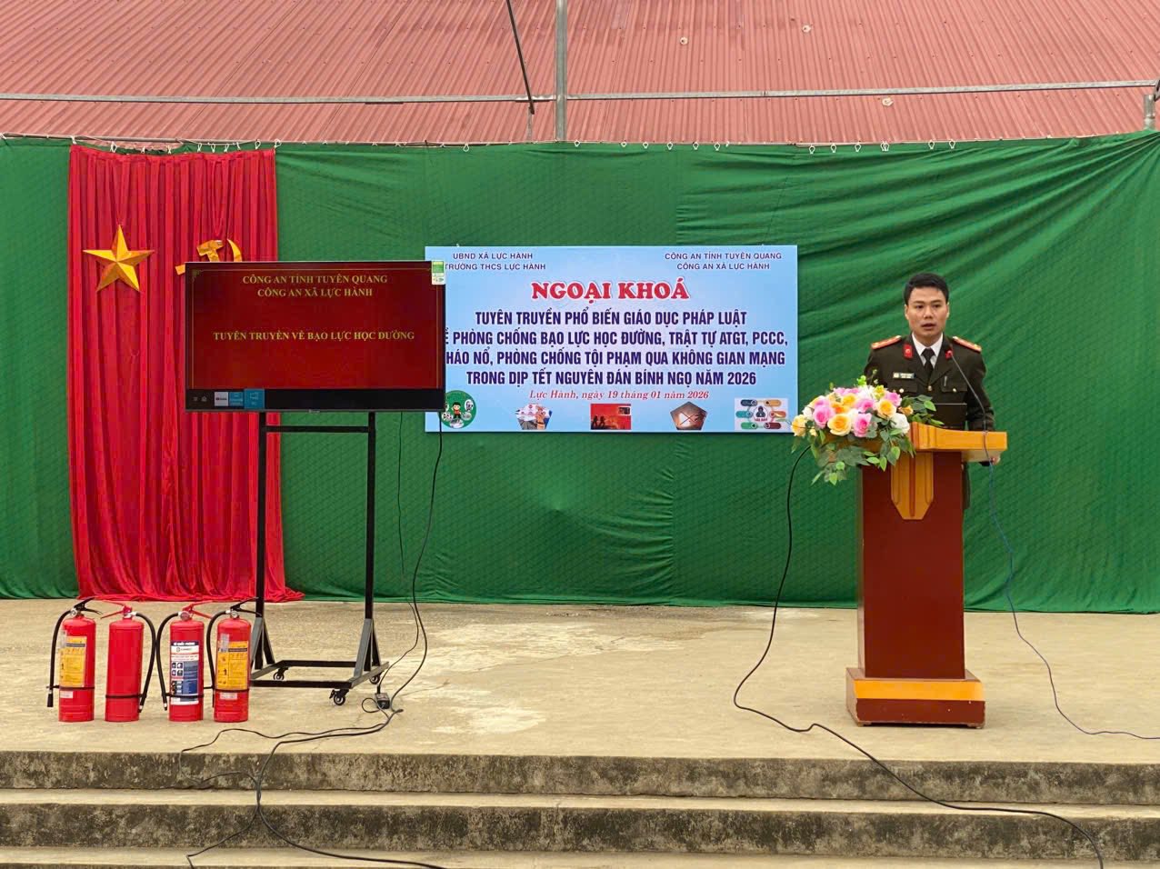 TUYÊN TRUYỀN, PHỔ BIẾN, GIÁO DỤC PHÁP LUẬT TẠI TRƯỜNG THCS LỰC HÀNH