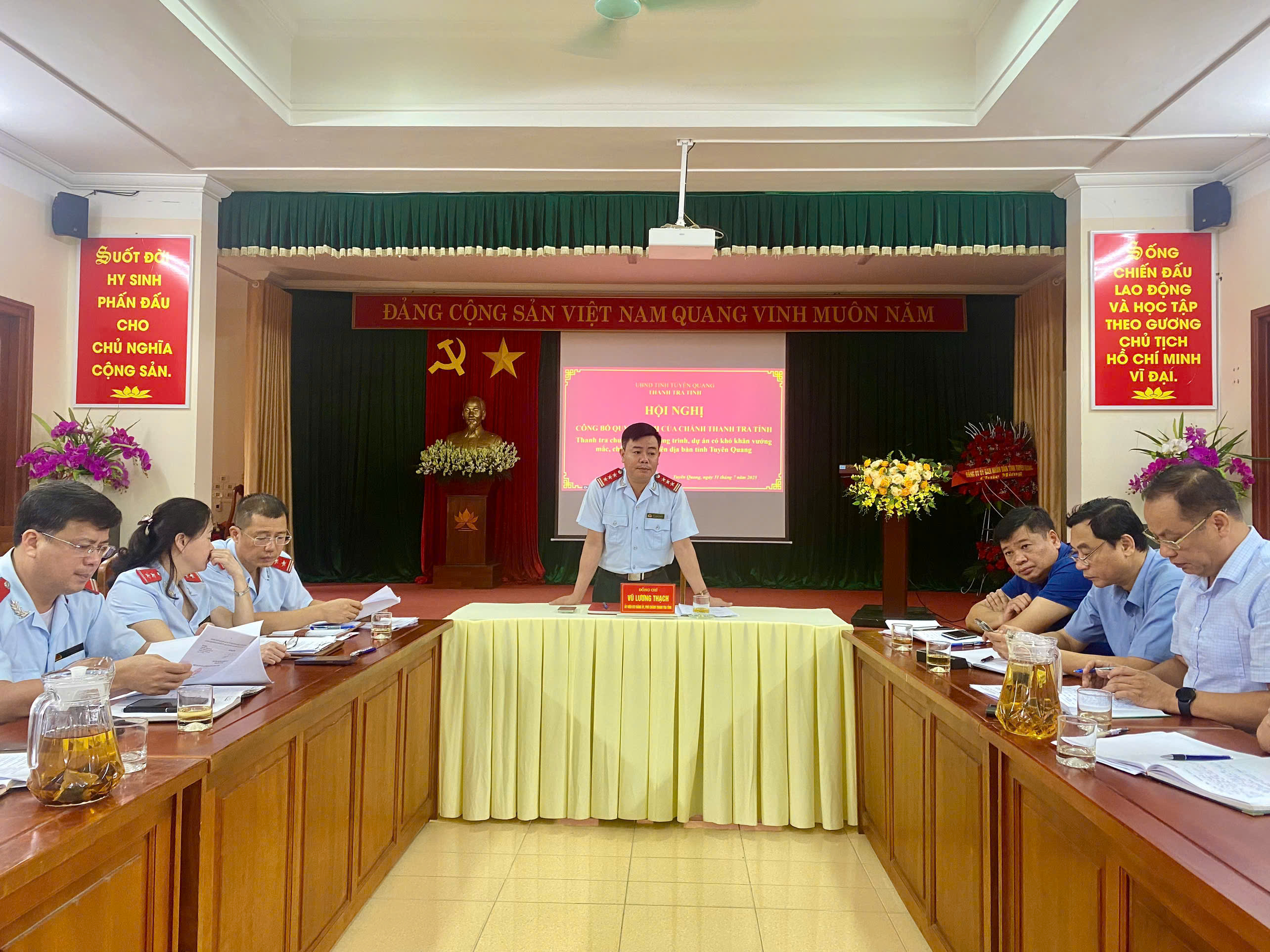 Công bố Quyết định thanh tra chuyên đề các công trình, dự án có khó khăn, vướng mắc, chậm tiến độ, tồn đọng, kéo dài, hiệu quả thấp, nguy cơ gây thất thoát, lãng phí trên địa bàn tỉnh Tuyên Quang (sau hợp nhất)