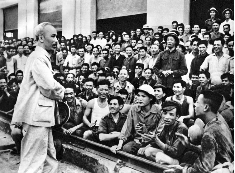 Nghệ thuật tuyên truyền Hồ Chí Minh qua góc nhìn truyền thông hiện đại