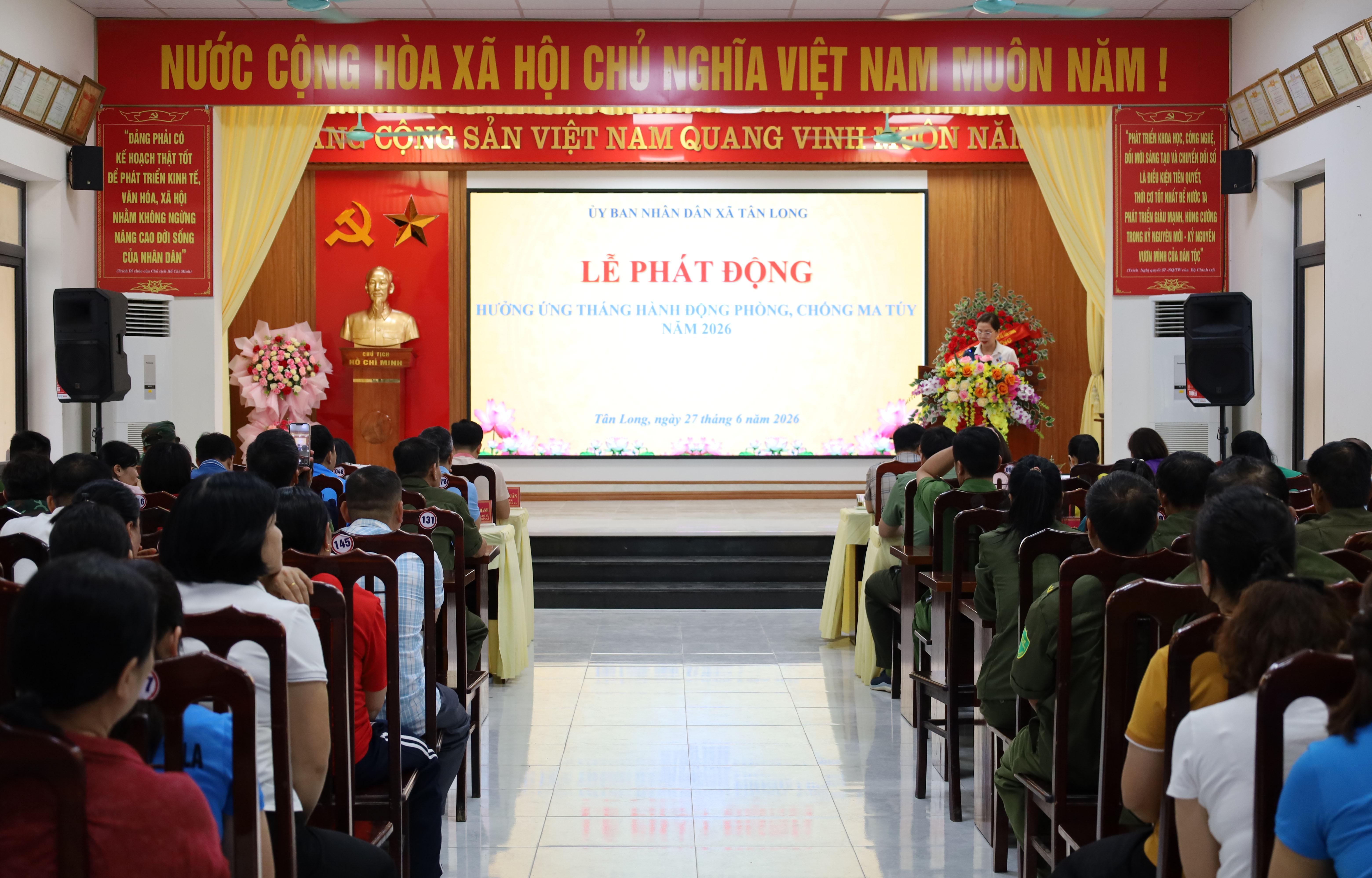  Tân Long  hưởng ứng “Tháng hành động phòng, chống ma túy năm 2026” và Phát động Phong trào quần chúng nhân dân tham gia tố giác, ngăn chặn, cam kết không thực hiện các hành vi vi phạm pháp luật trong hoạt động sản xuất, kinh doanh nông sản, thực phẩm