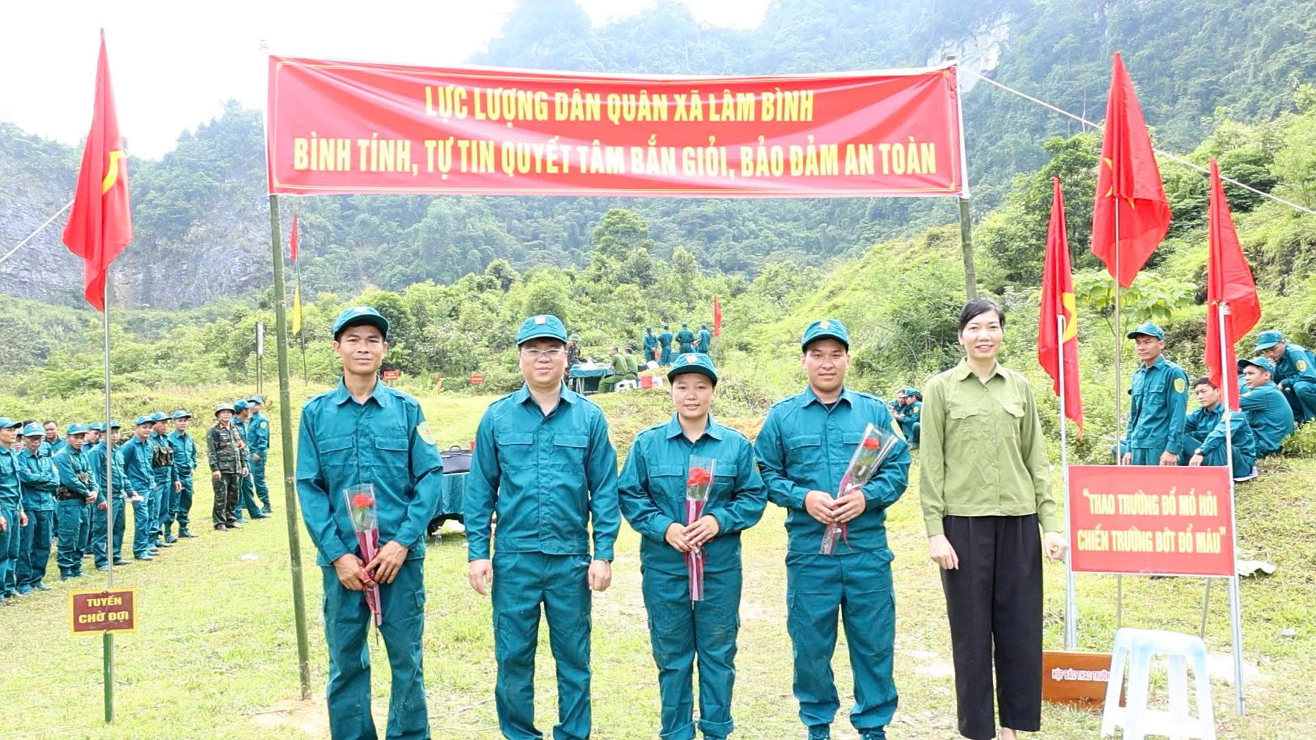 Lâm Bình tổ chức bắn đạn thật trong huấn luyện dân quân năm 2026