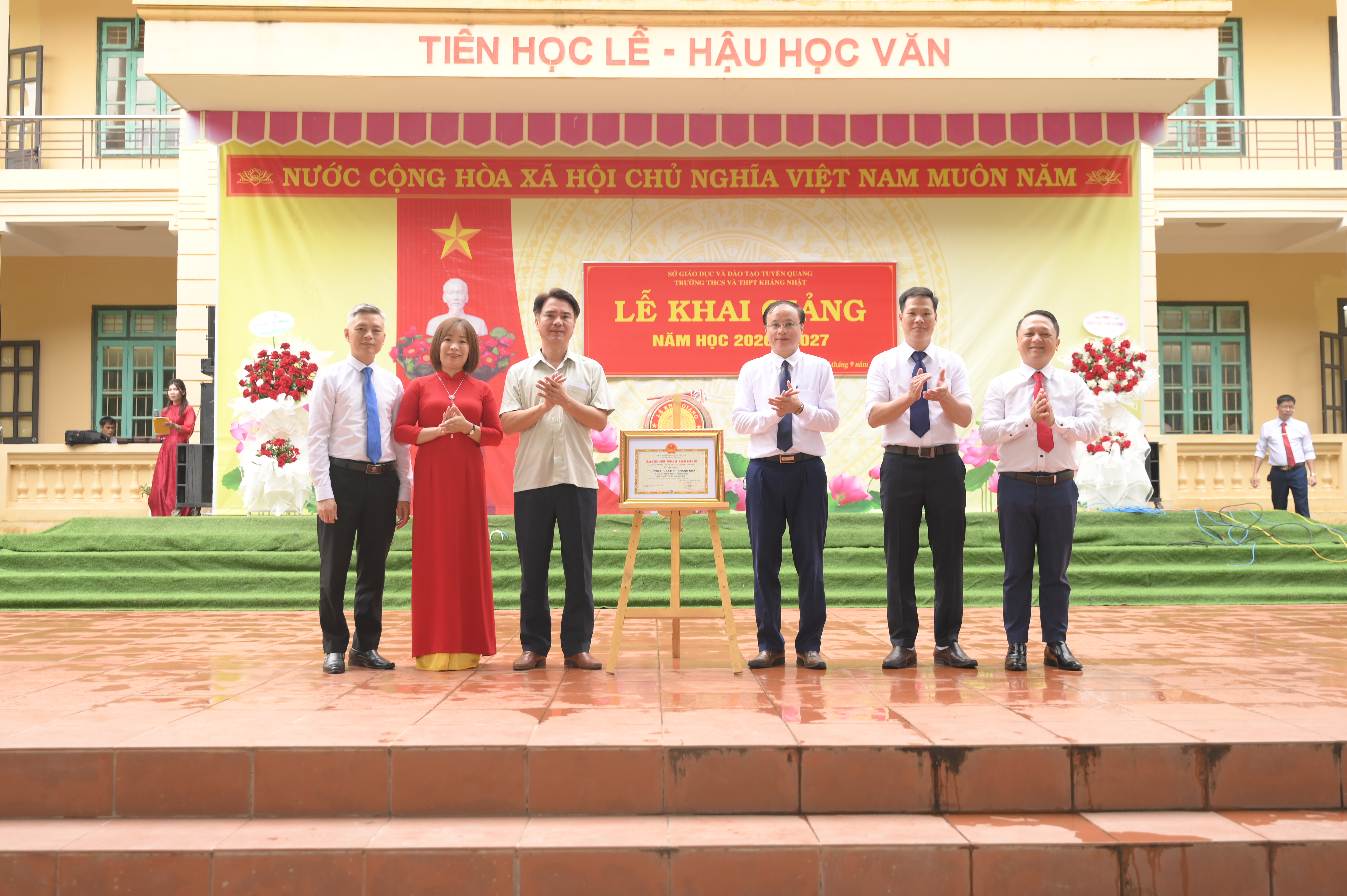 Từ Nghị quyết đến công cuộc chuyển đổi số ở Trường THCS và THPT Kháng Nhật
