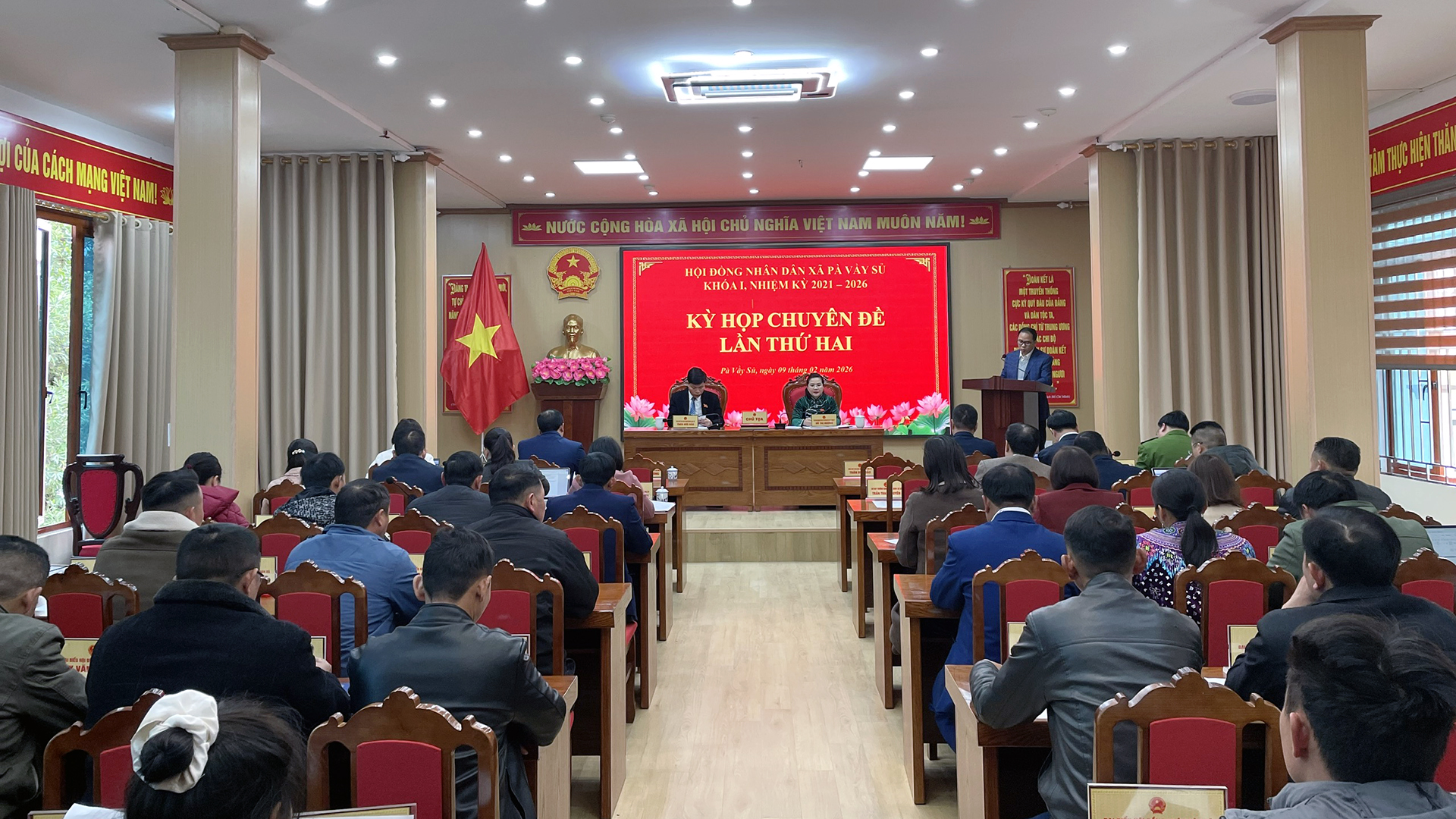 kỳ họp thứ 2-HDND x&atilde; (2).jpg