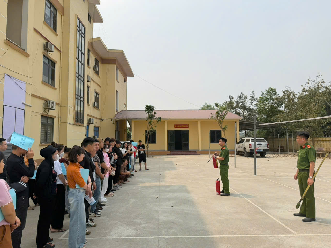 NÂNG CAO KỸ NĂNG PHÒNG CHÁY CHỮA CHÁY CHO CÁC NGƯỜI DÂN TRÊN ĐỊA BÀN