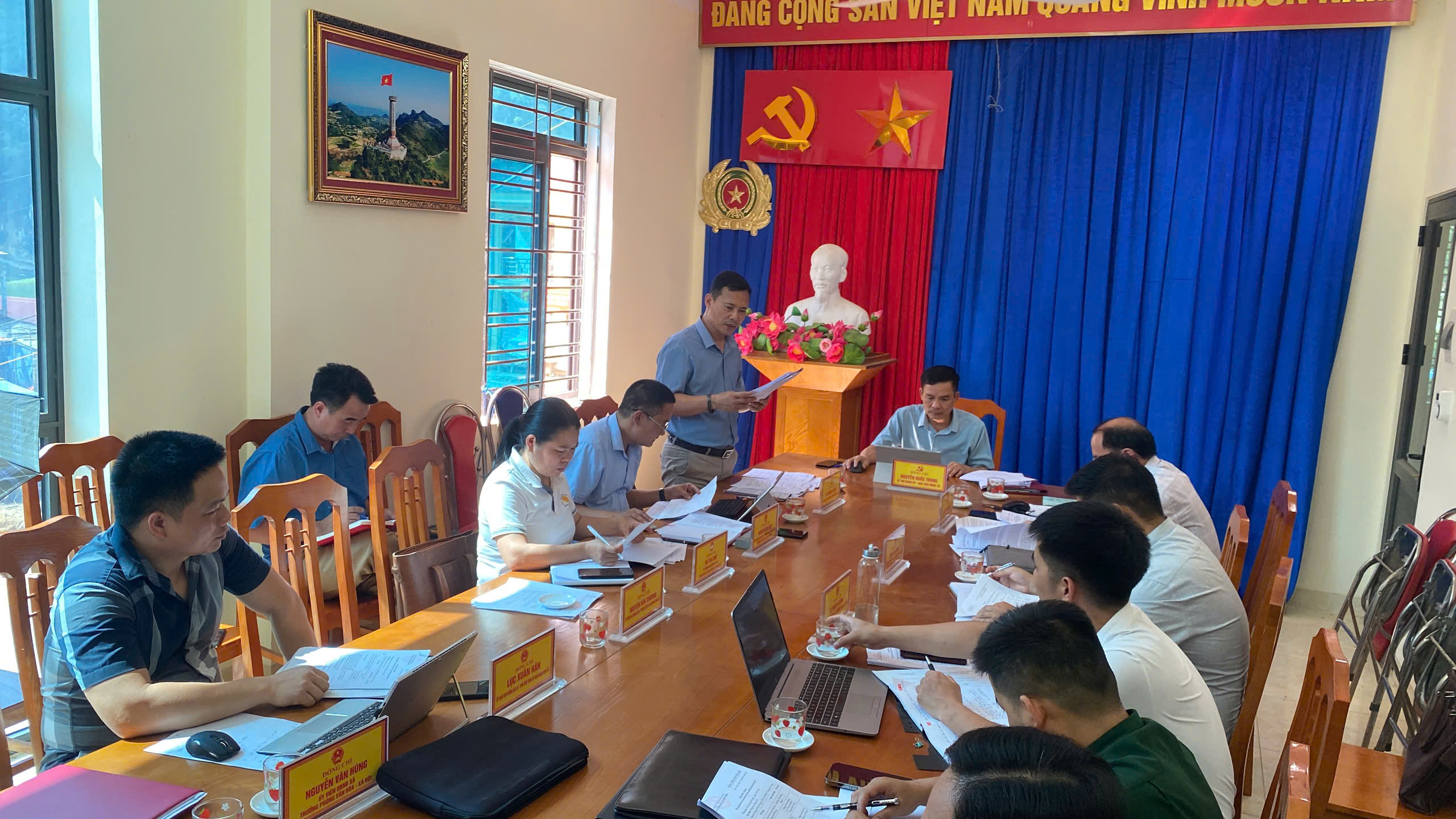 NGỌC LONG PHIÊN HỌP THỨ NHẤT BAN CHỈ ĐẠO SẮP XẾP THÔN