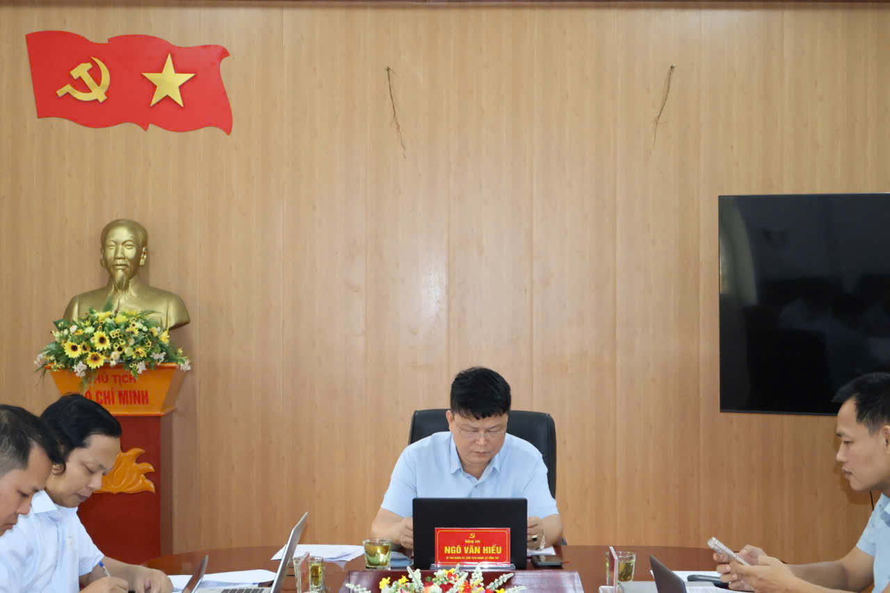 Họp giải quyết đơn thư.jpg