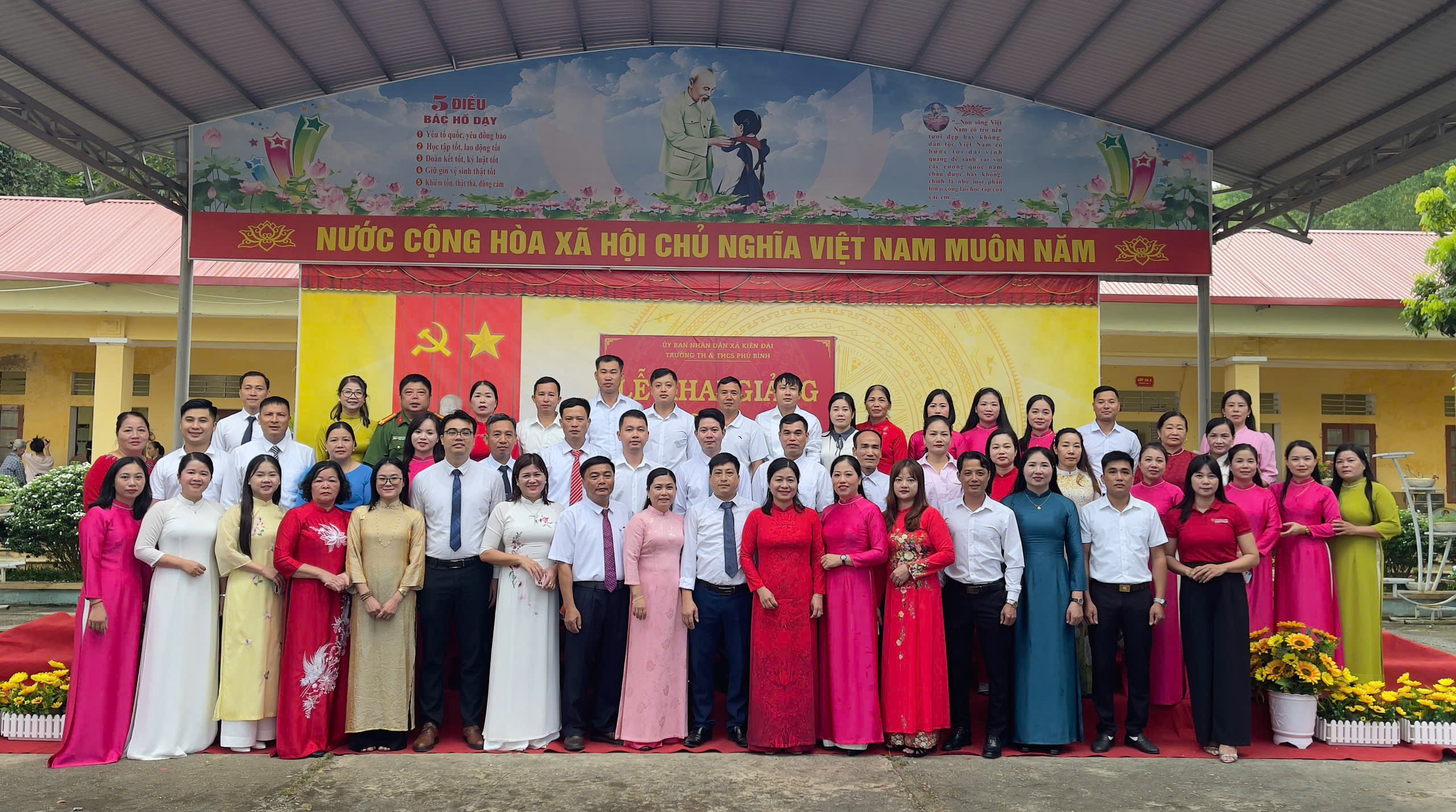 Kiên Đài: Hân hoan chào đón năm học mới 2026 - 2027