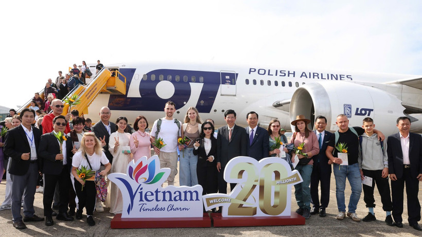 Du lịch dần khẳng định là ngành kinh tế mũi nhọn của Việt Nam