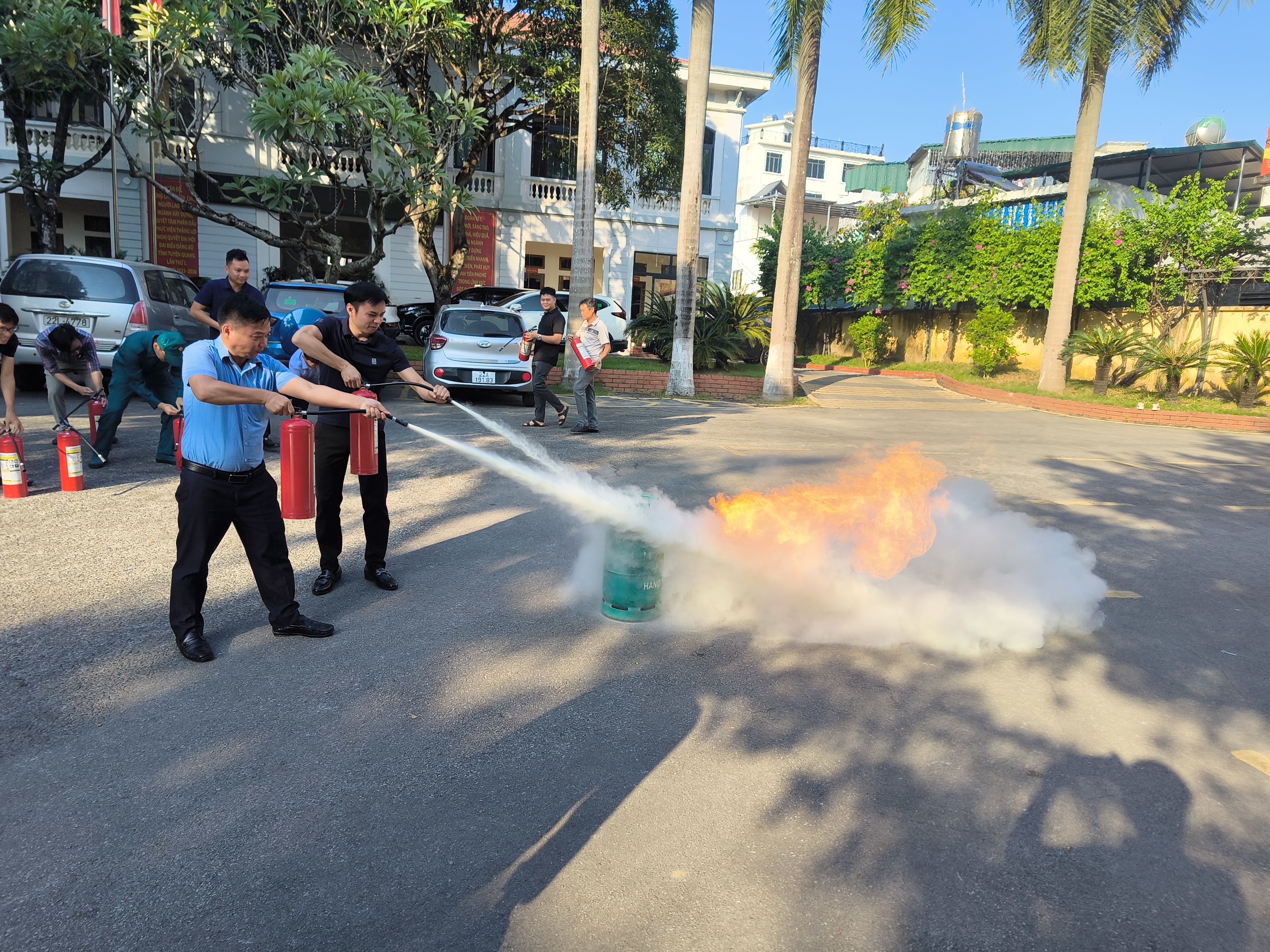TẬP HUẤN, BỒI DƯỠNG NGHIỆP VỤ PHÒNG CHÁY, CHỮA CHÁY VÀ CỨU NẠN, CỨU HỘ NĂM 2026