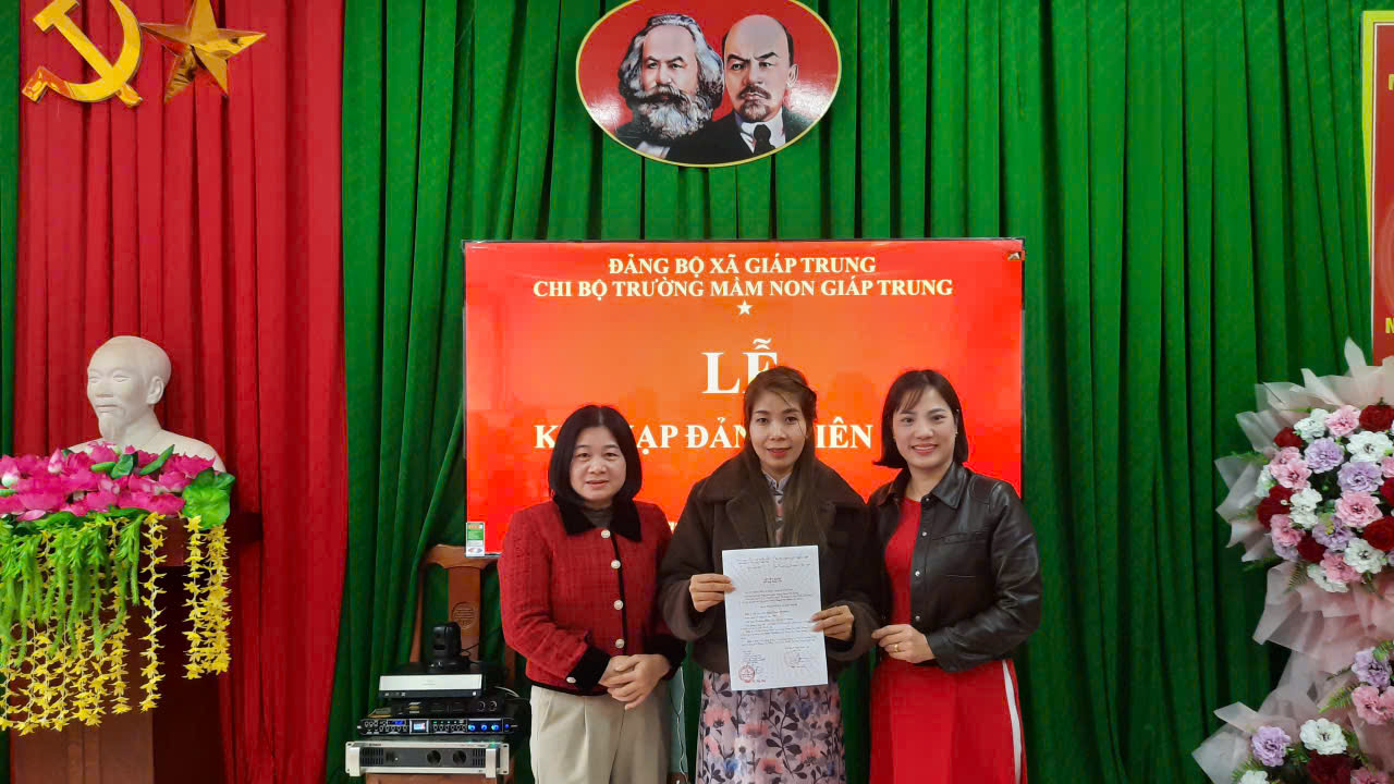 LỄ KẾT NẠP ĐẢNG VIÊN NHÂN KỶ NIỆM 96 NĂM NGÀY THÀNH LẬP ĐẢNG CỘNG SẢN VIỆT NAM (03/02/1930 – 03/02/2026) 