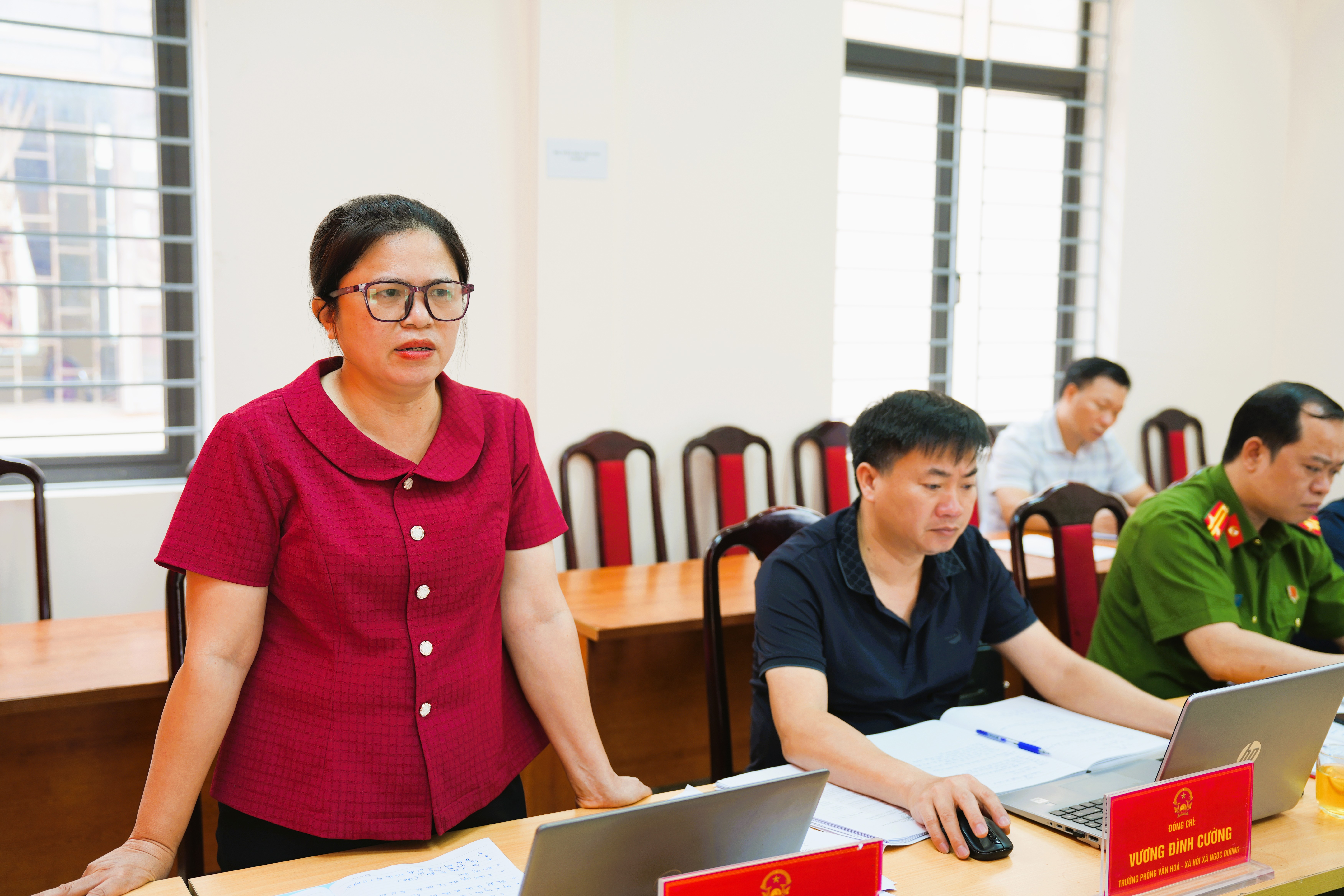 C Na ph&aacute;t biểu.JPG