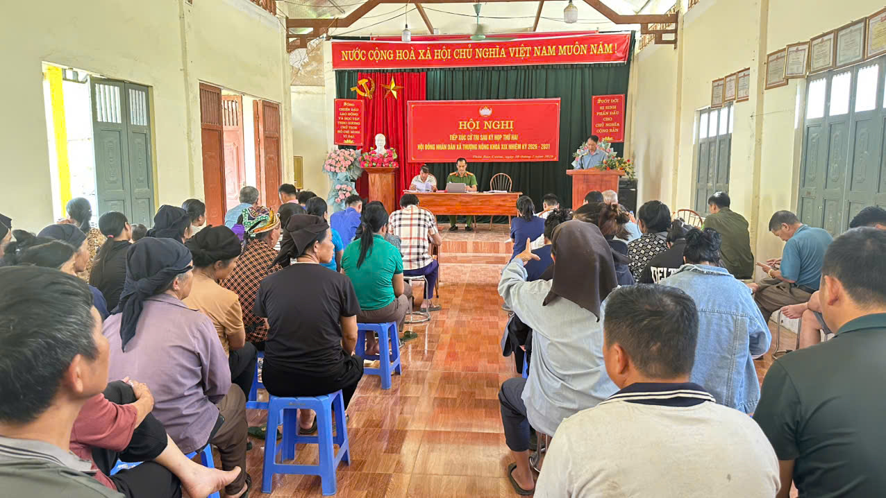 Tổ đại biểu số 05 HĐND xã Thượng Nông tiếp xúc cử tri thôn Bản Cưởm sau Kỳ họp thứ hai