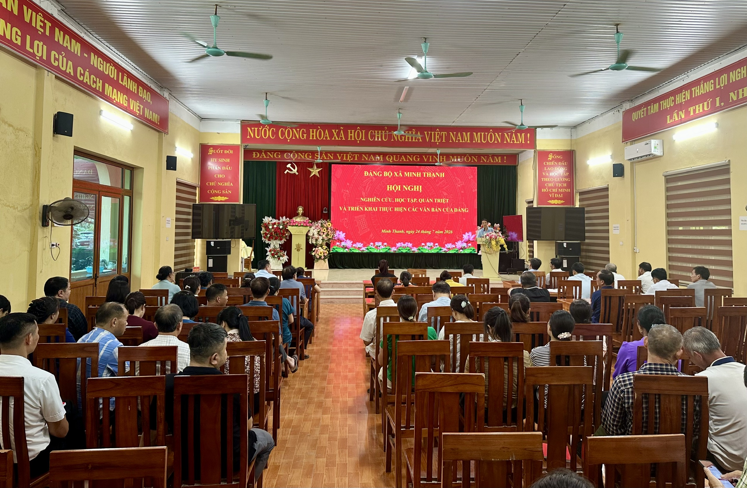 Đảng ủy xã Minh Thanh tổ chức hội nghị quán triệt các văn bản của Đảng