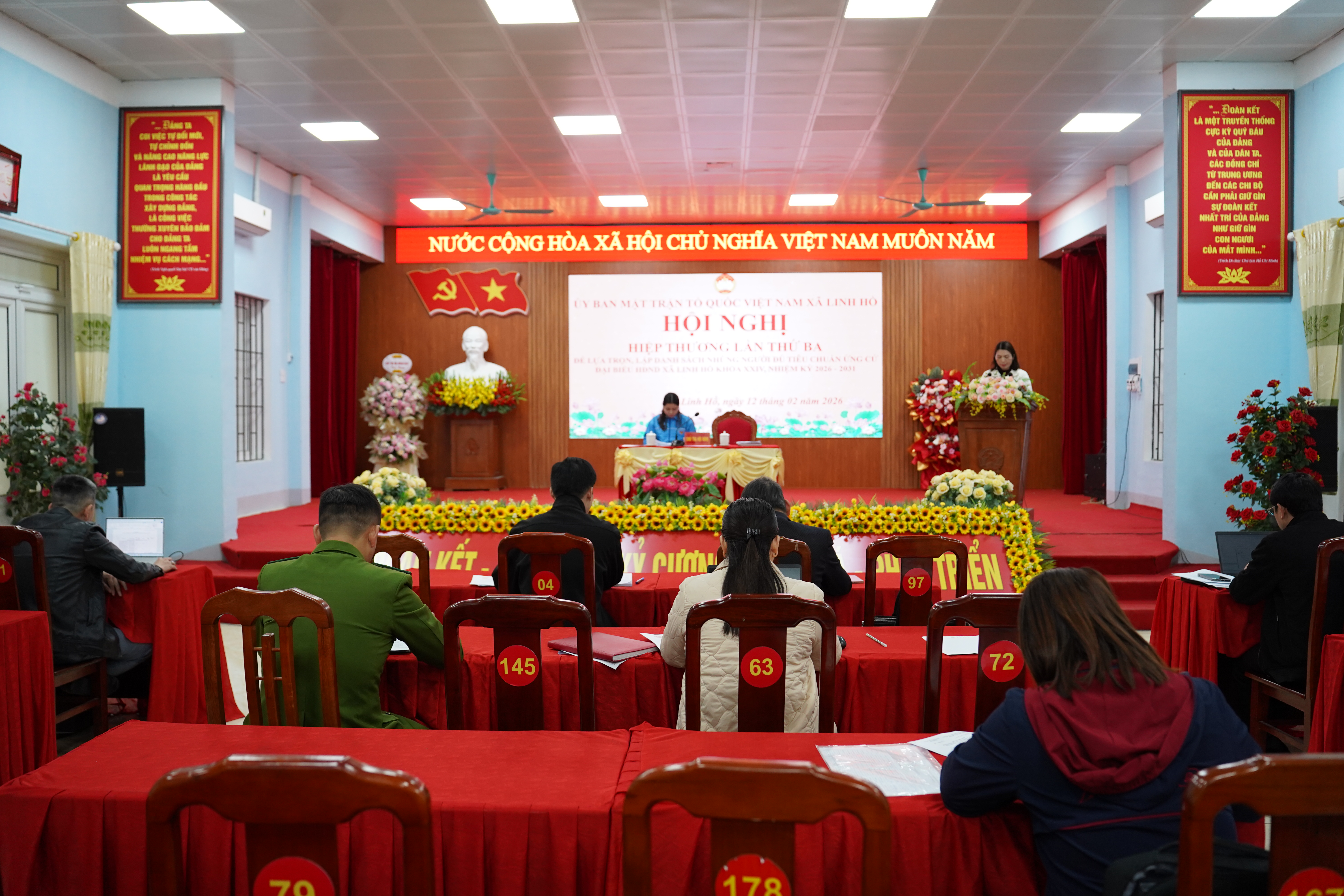 Hội nghị hiệp thương lần thứ ba lựa chọn, lập danh sách những người đủ tiêu chuẩn ứng cử đại biểu Hội đồng nhân dân xã Linh Hồ