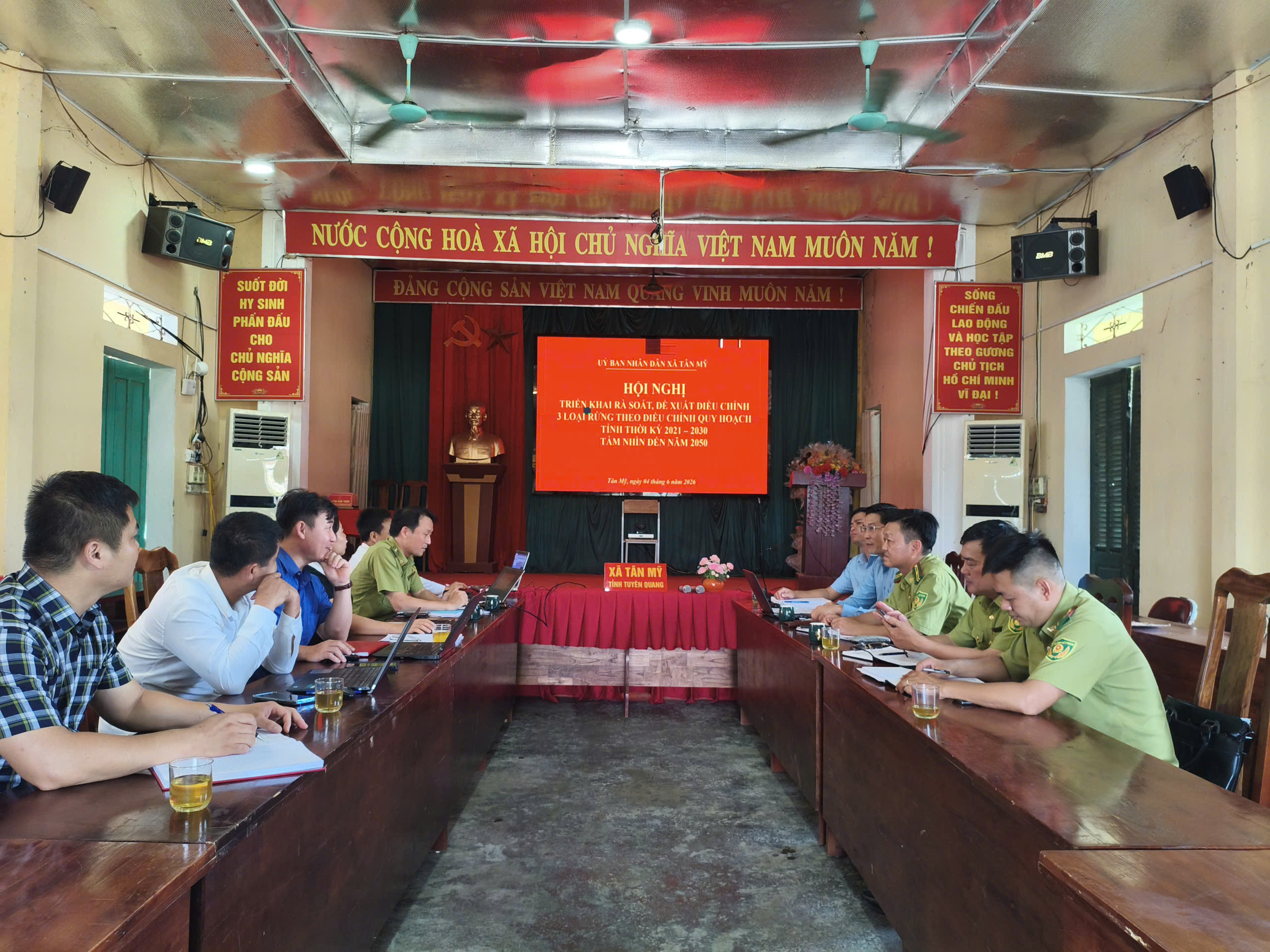 TÂN MỸ: TỔ CHỨC HỘI NGHỊ TRIỂN KHAI RÀ SOÁT, ĐỀ XUẤT ĐIỀU CHỈNH 3 LOẠI RỪNG