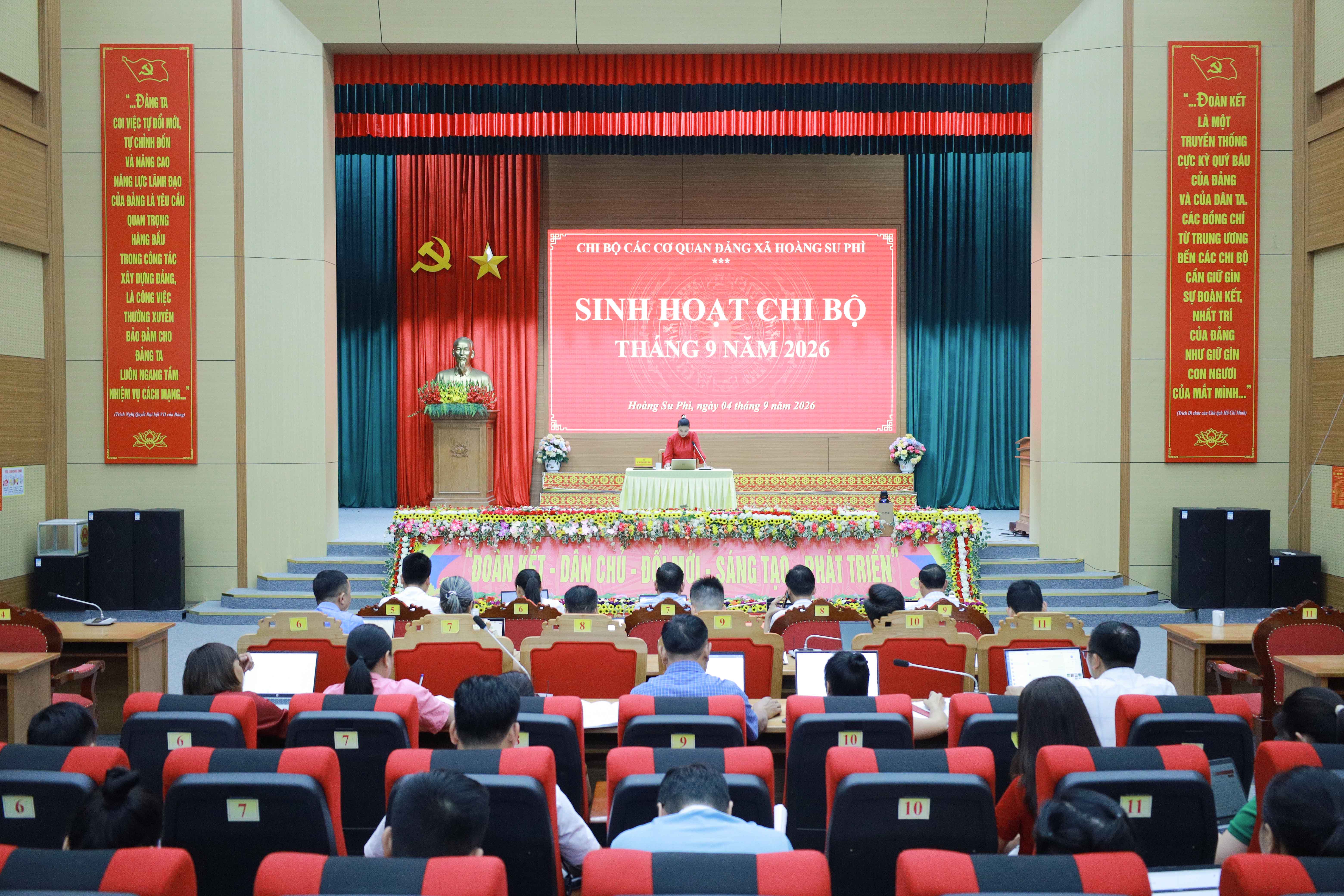 Chi bộ các cơ quan Đảng xã Hoàng Su Phì tổ chức sinh hoạt thường kỳ tháng 8, triển khai nhiệm vụ công tác tháng 9 năm 2026
