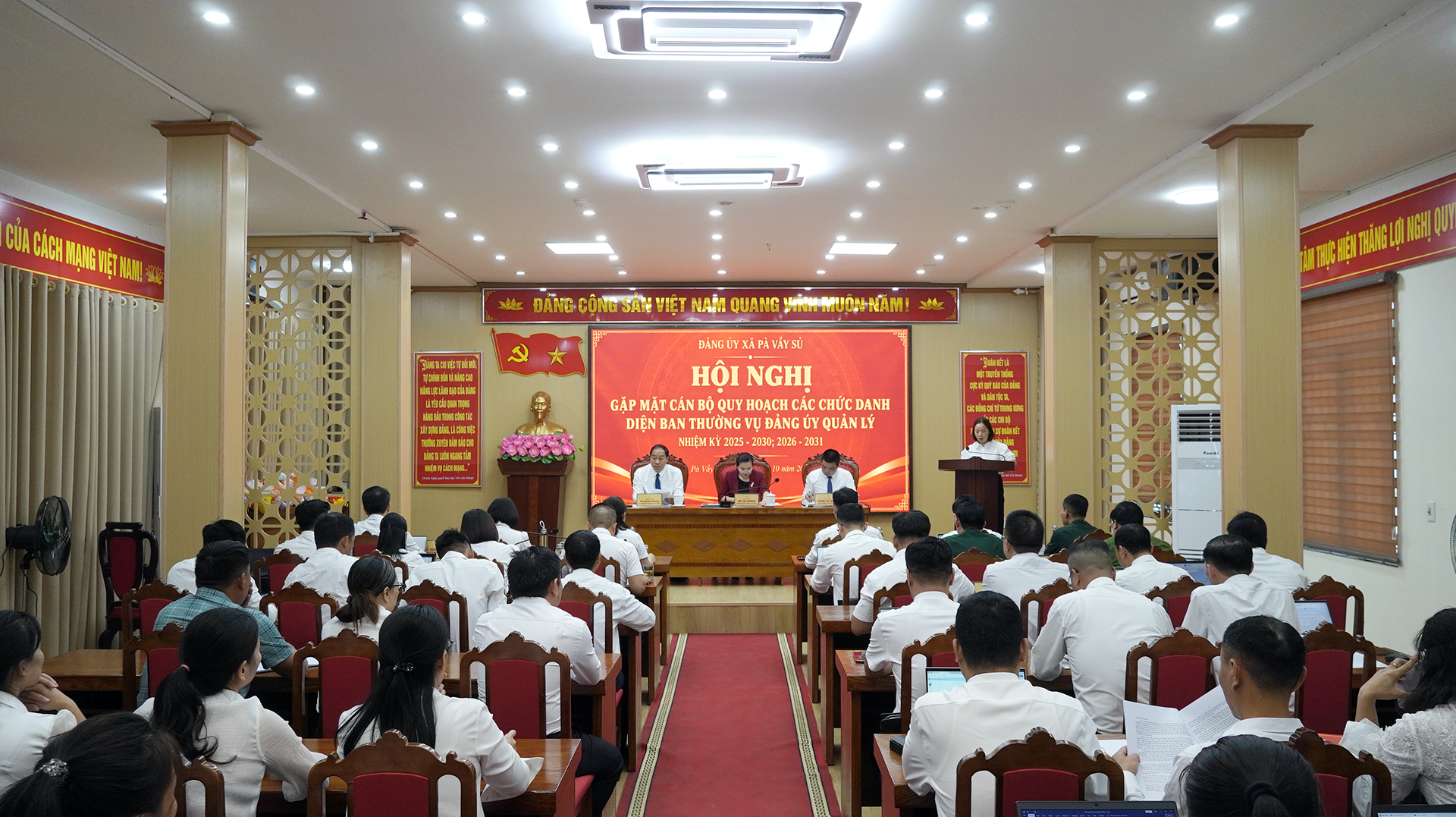 gặp mặt c&aacute;n bộ quy hoạch (1).jpg