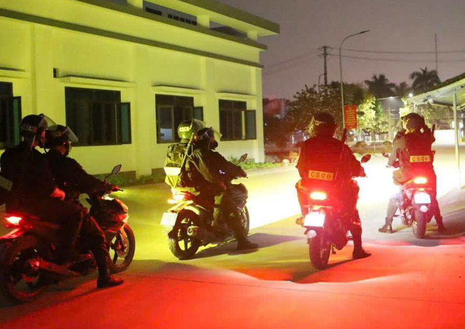 CÔNG AN TỈNH TUYÊN QUANG LÀM NHIỆM VỤ “XUYÊN LỄ” ĐỂ LAN TỎA NIỀM VUI CÙNG ĐẤT NƯỚC