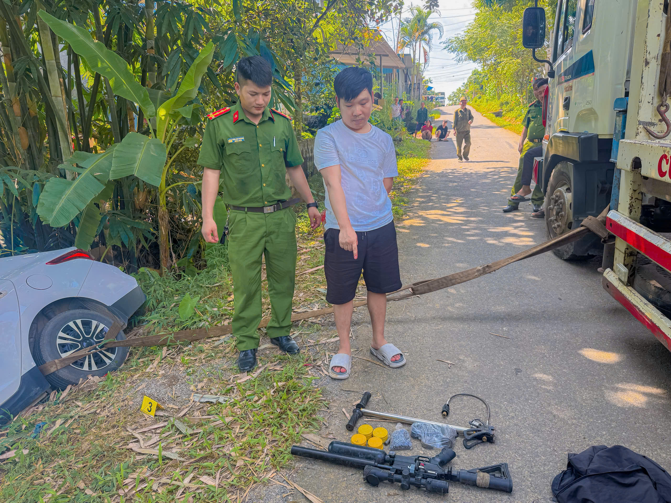 PHÁT HIỆN MỘT TRƯỜNG HỢP TÀNG TRỮ VŨ KHÍ TRÁI PHÉP